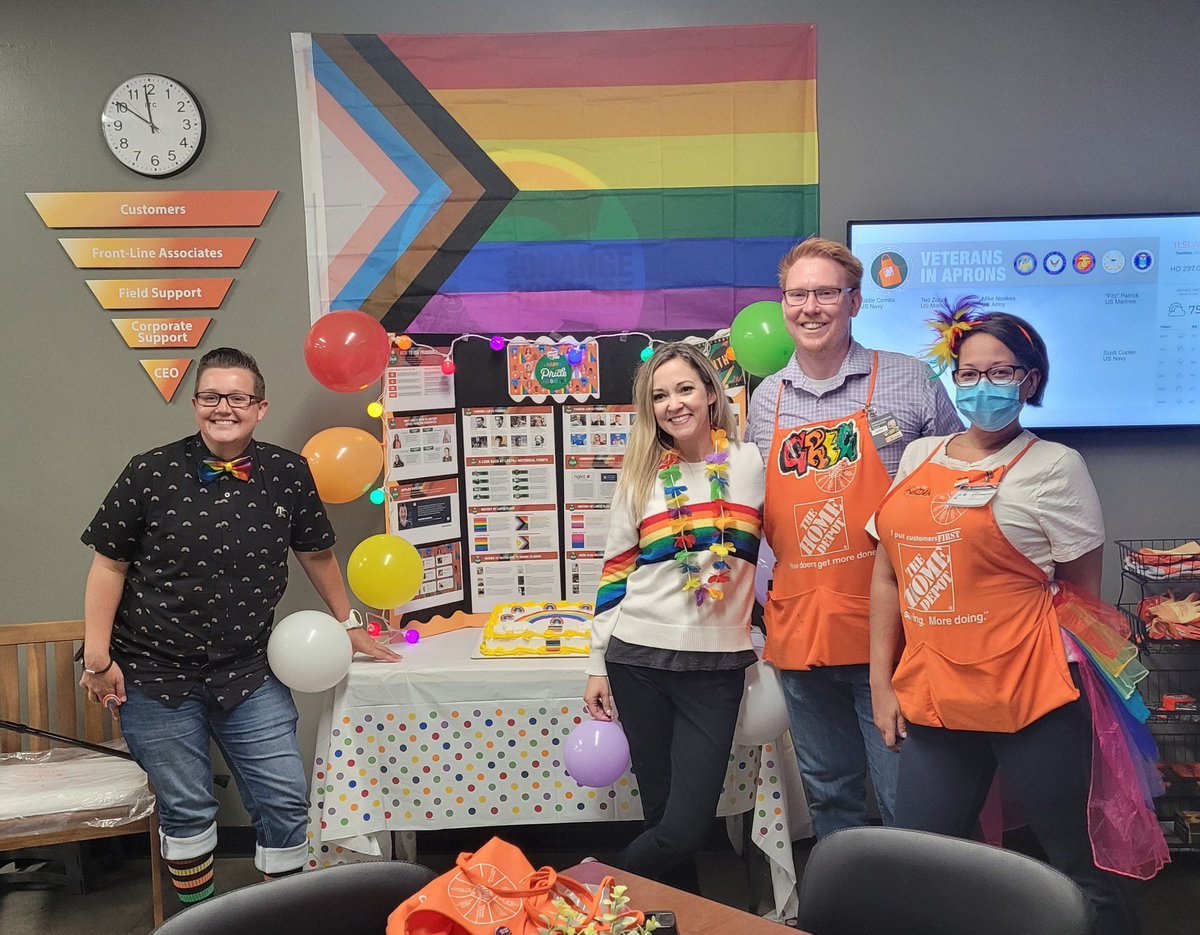 Amanda_TomasTHD's tweet photo. Celebrating PRIDE!!  @THD_3014 !!!
@NancyHenryTHD @Longwell2M @KaylaChristeHD https://t.co/WN7opUL2az