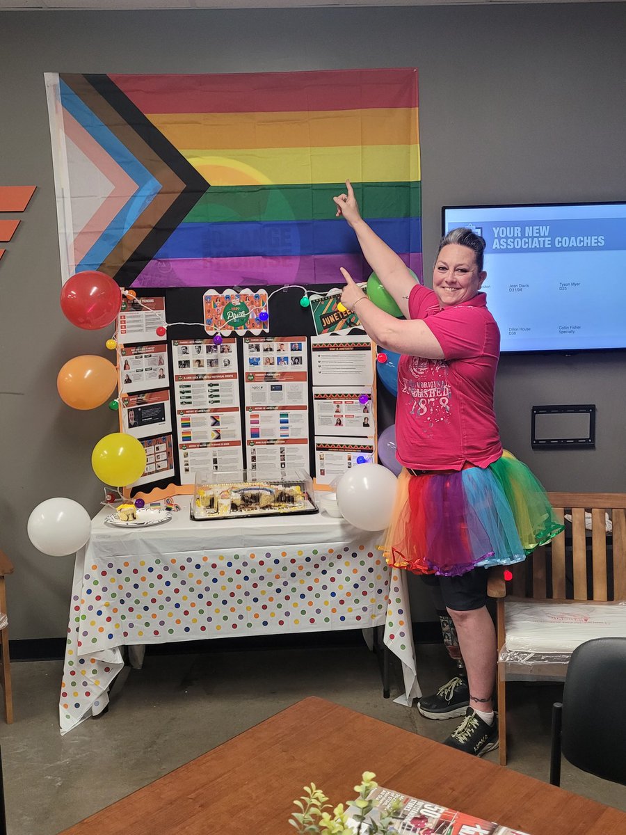 Amanda_TomasTHD's tweet photo. Celebrating PRIDE!!  @THD_3014 !!!
@NancyHenryTHD @Longwell2M @KaylaChristeHD https://t.co/WN7opUL2az