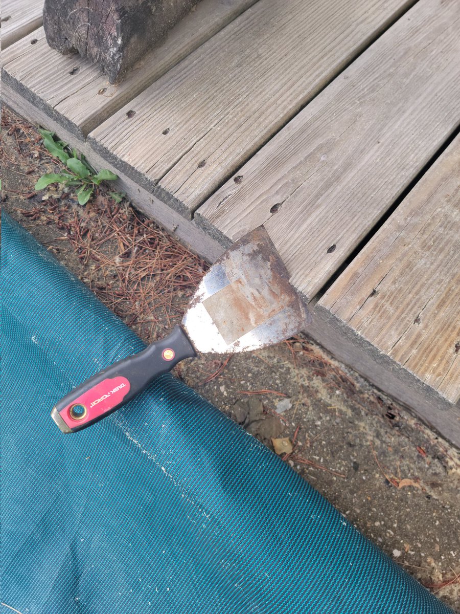 2ScoopsOfCaleb's tweet photo. When you put all your points in strength and very little in dexterity.

Literally just tossed it to my side toward the pavillion without looking from where the first picture was taken until I heard the "thunk" and looked over and saw this. https://t.co/PUbXZTneNi