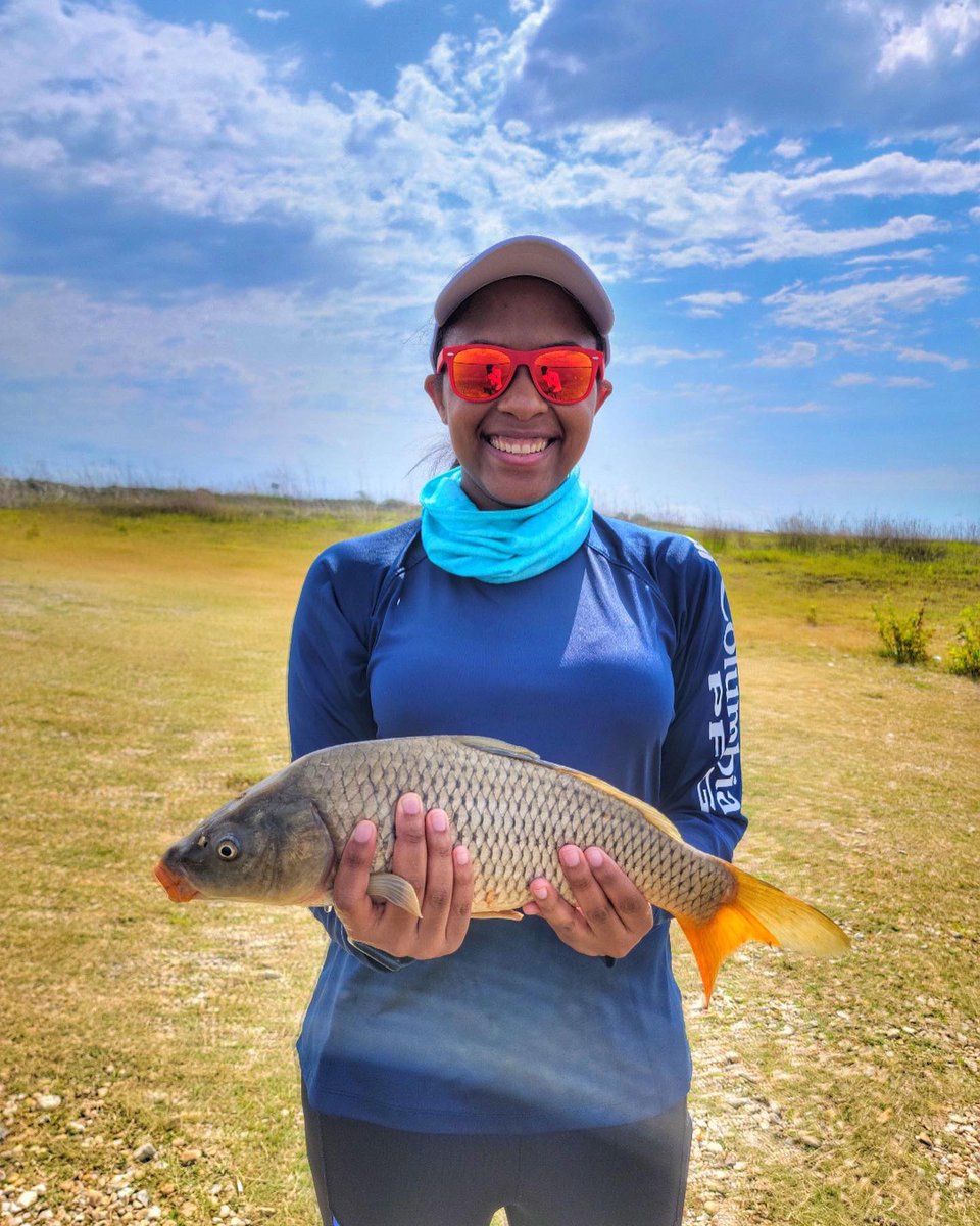 CHOBBYFUN1's tweet photo. Bass on Monday ✅ Carp on Tuesday ✅…Back to work on Wednesday 😑😅 #fishing #FishingGirls #fishingaddict #fishingislife #fishinglife #carpfishing https://t.co/DoluMANLuo