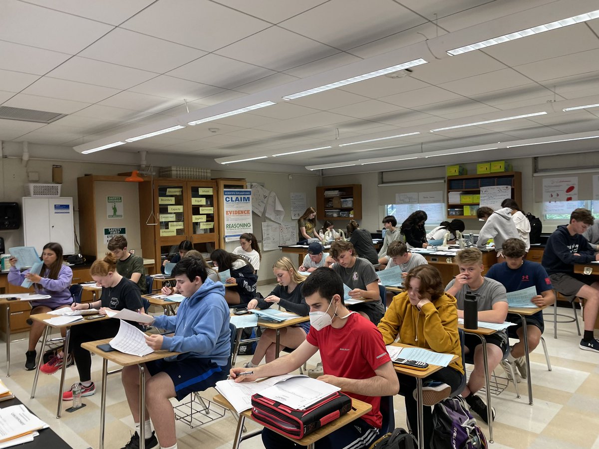 ObenTech's tweet image. Regents ready at OBHS @OBENSchools @OysterBayHS