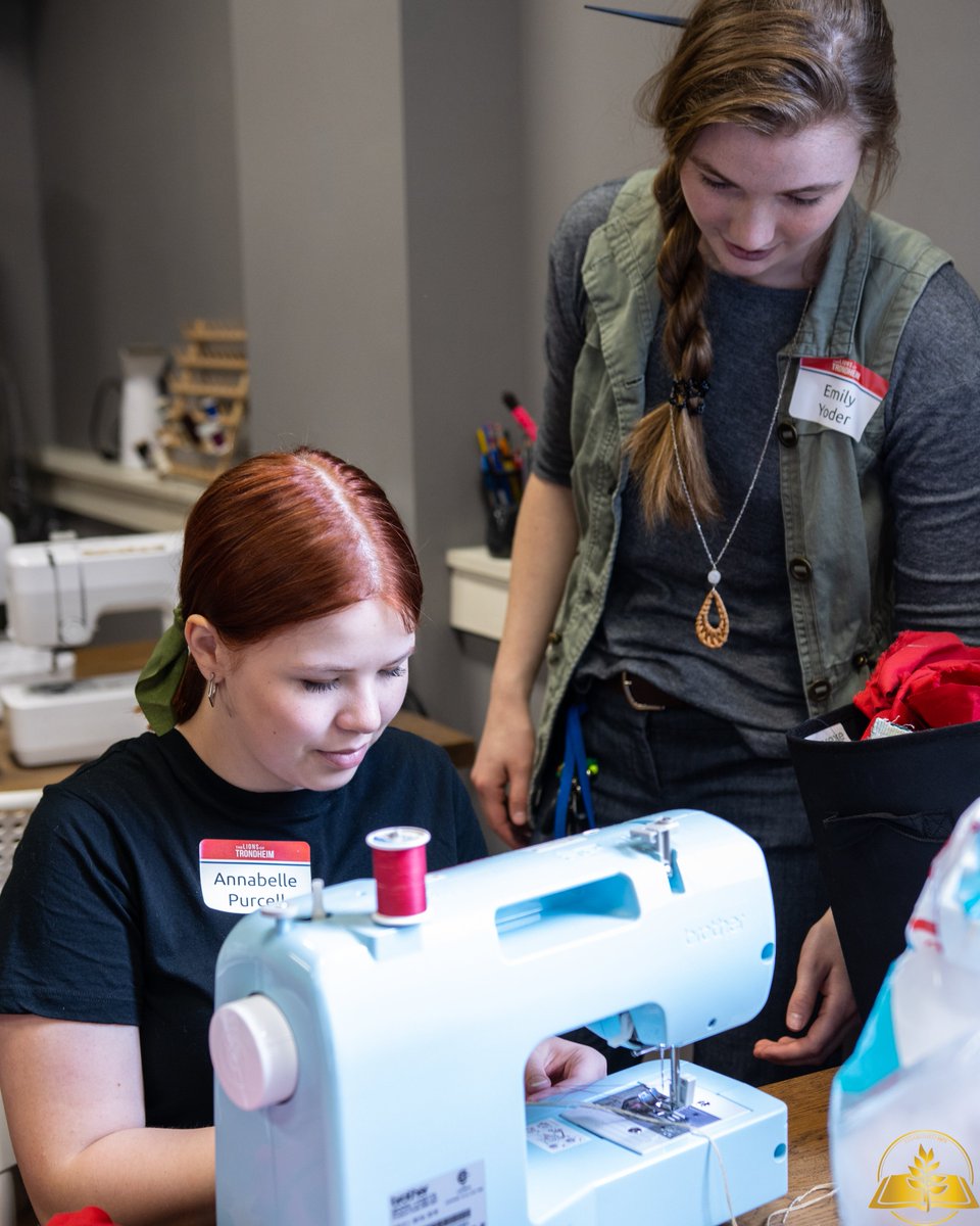 High school drama this week! Getting our campers plugged in backstage with sets and costumes!

For tickets to their final production of #TheLionsofTrondheim, visit ci.ovationtix.com/35062/producti… or call (864) 268-9342!