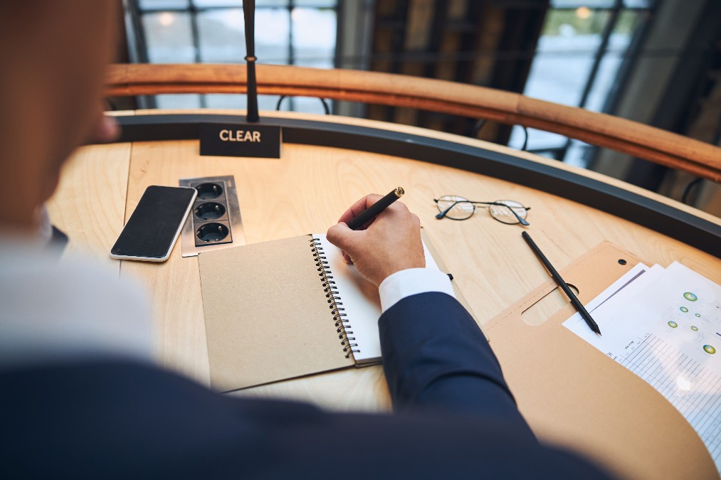 TenderAdviceCom's tweet photo. Want to sell your #products and #services to the #government? Know where to look for #tenders and learn about #governmentbids and opportunities.

https://t.co/8q7ltGxvb2 https://t.co/UIbWQhmY1n
