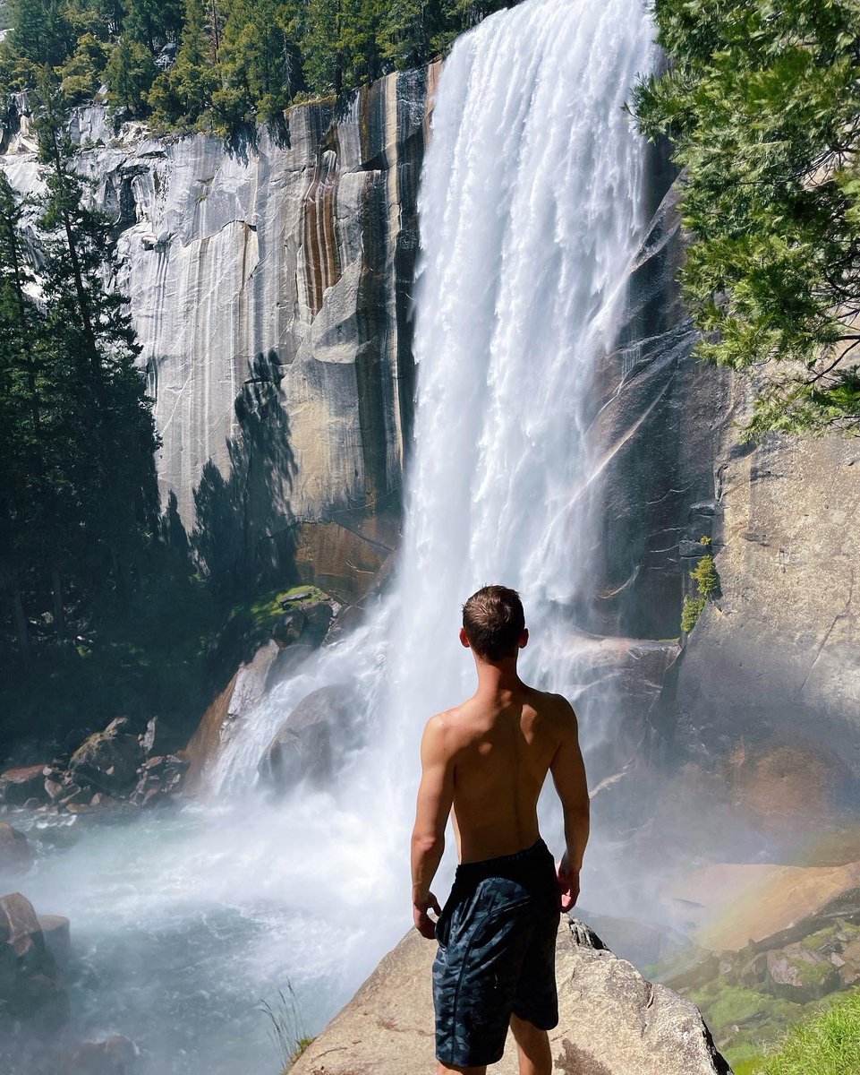 Taylor Rosenberger tweet media