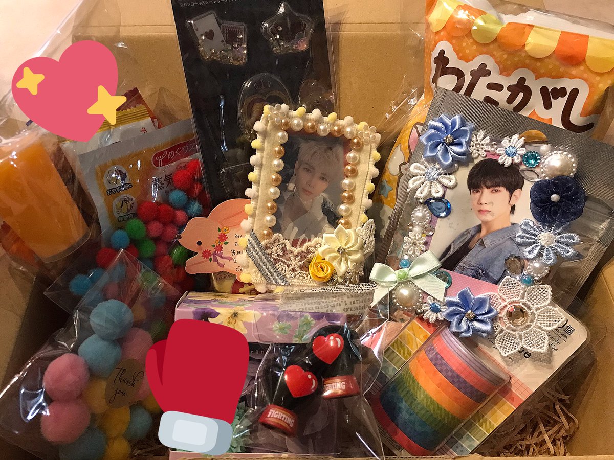shibamayuchan's tweet photo. haluちゃんから素敵便🎁💐が届いたよ😂ん⁉️⁉️この愛しの✨🥊 ✨はっっ✨あたしもRocky作ってもいいってことかな?😻やったね❤️#StartTheSecondRound #ROCKY #BEYOND_ZERO #ATEEZ #에이티즈 @ATEEZofficial @sanATINY_1117 https://t.co/1FlqMqJUse