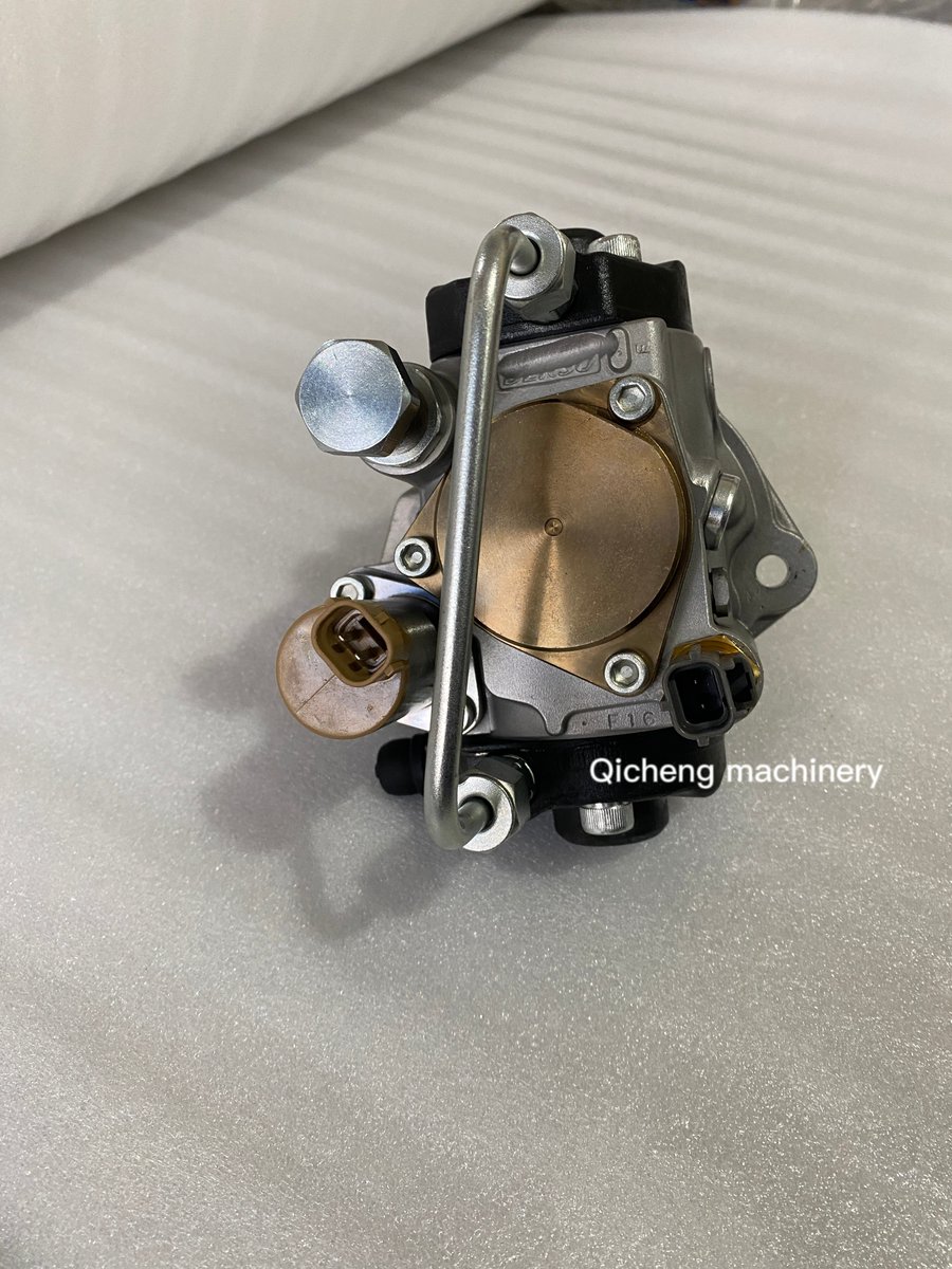 EngineSparePart's tweet photo. J05E High Pressure Pump For Sk200-8/250-8
#higpressurepump #j05e #excavatorparts
If you need it ,please contact me whatsapp:+008619927444801 https://t.co/MG4t0ri2hh