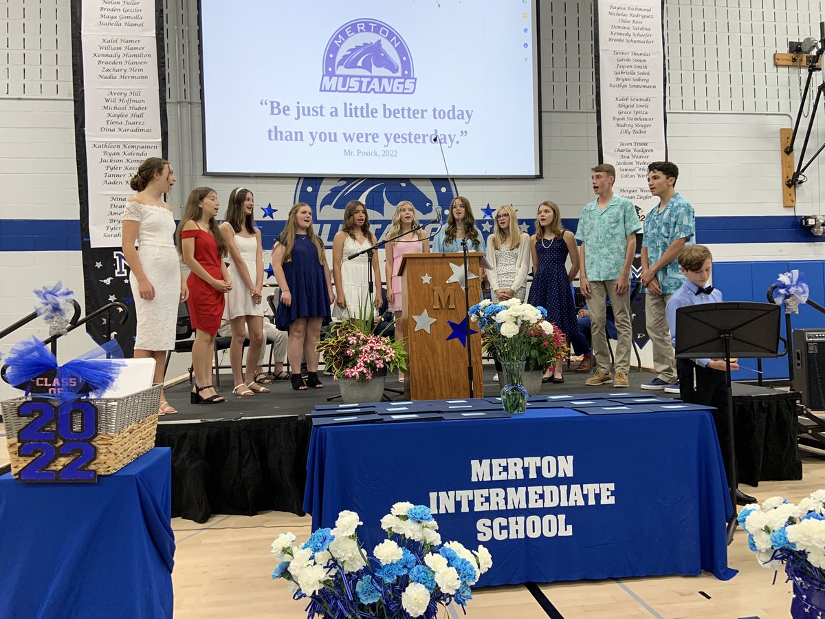 Becky Oppermann tweet media