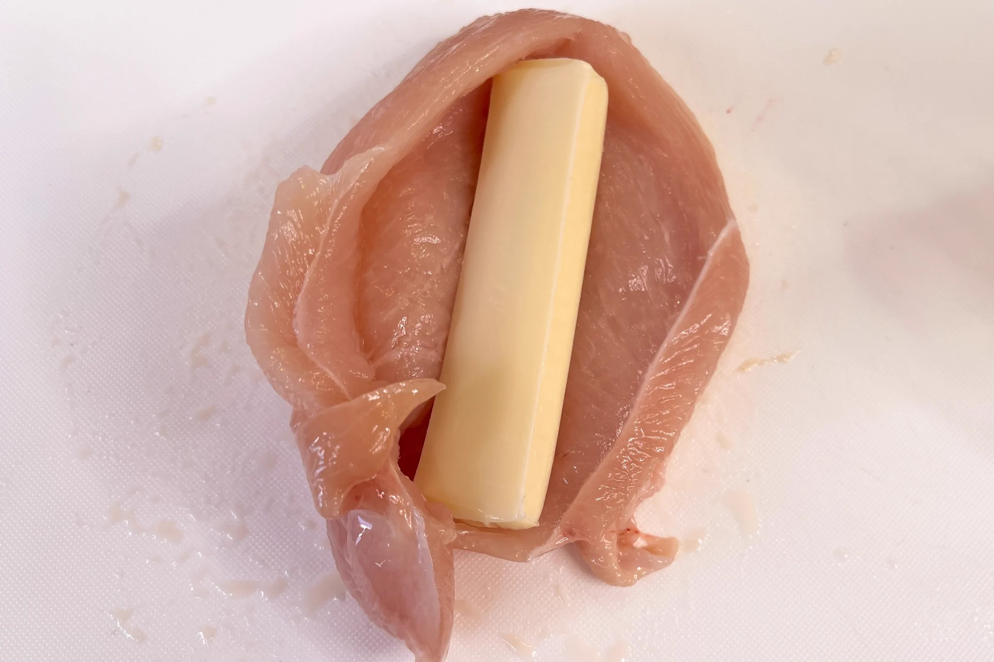 鶏胸肉とさけるチーズで作れるチーズインフライドチキン‼