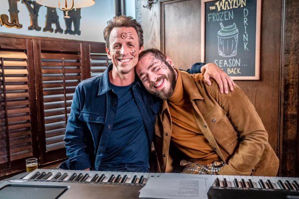 PostMalone's tweet photo. love you @sethmeyers❤️
12:35/11:35c tonight @LateNightSeth #LNSM https://t.co/a1LrI8P1yF