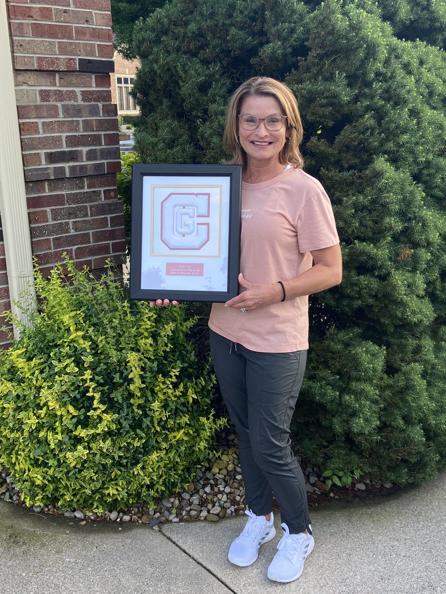 CGTrojansAD's tweet image. She is SO much more than a “team mom”. Our 2022 Spring Trojan Service Award goes to Jenny Coy. There are not enough thank yous for all you have done for CG over the years. We ❤️ you! 🏈🏀⚾️ 🔴⚪️🔴 @CGSportsNetwork @coy_jennycoy