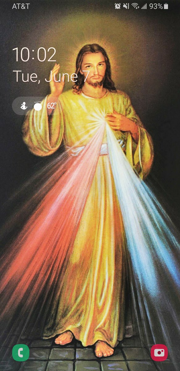 SFDiocese's tweet image. Want an easy way for you to bring your faith to your life? Set your phone lock screen &amp;amp; wallpaper to a religious image. This could be an icon of Jesus, Our Lady, favorite devotion, or a picture you take of another religious item or place.

#sfdiocese #howtocatholic #catholiclife