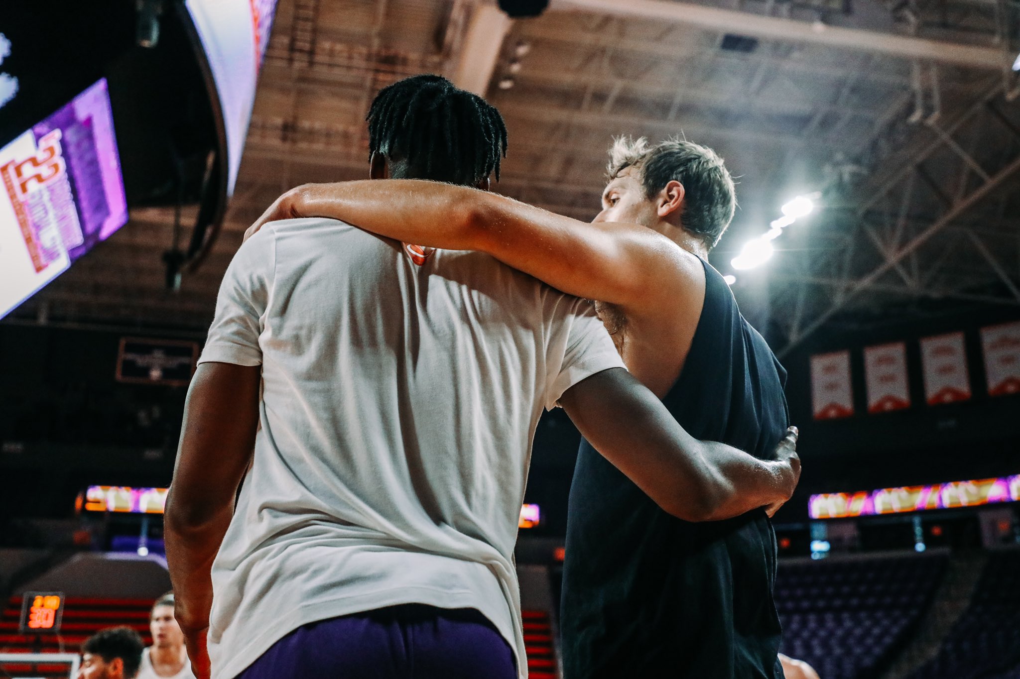 Clemson Basketball (ClemsonMBB) / Twitter
