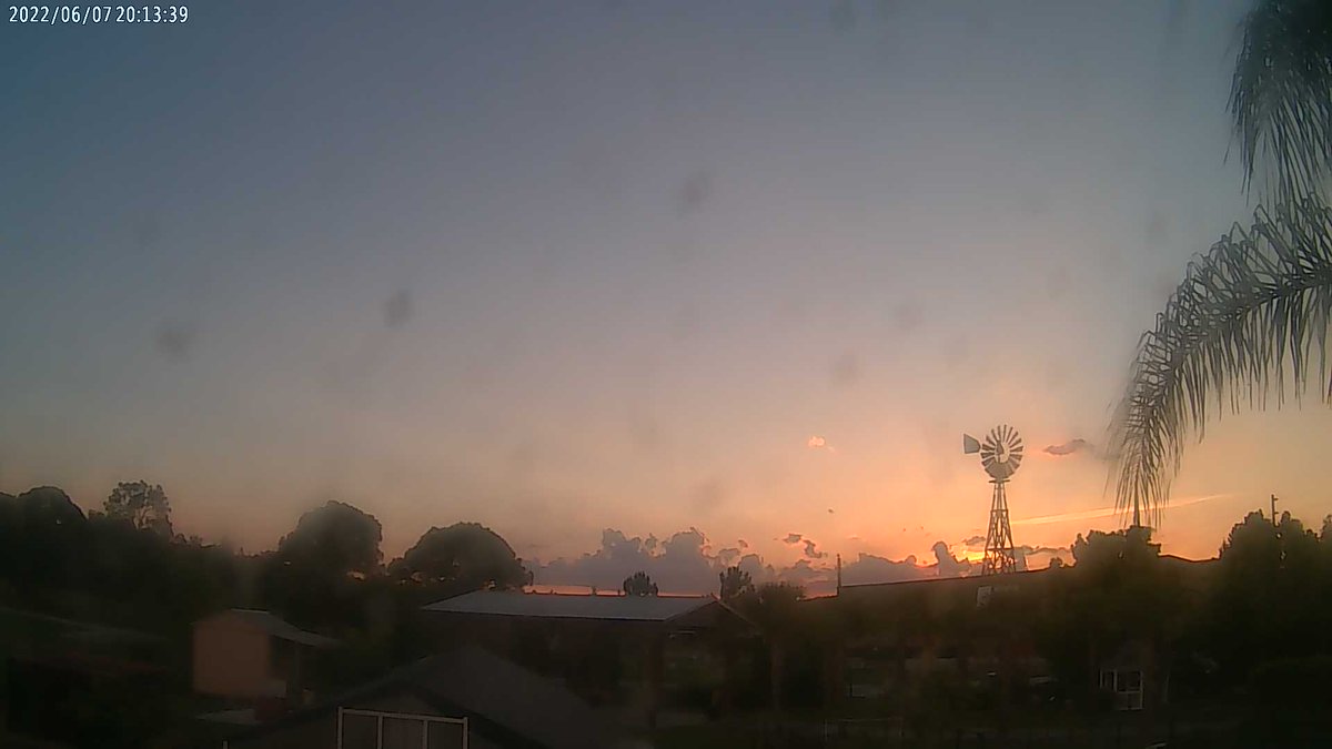 FLGWxSTEM's tweet photo. Florida Learning Garden at sunset and it's 85 F. https://t.co/FQsNFoKmND