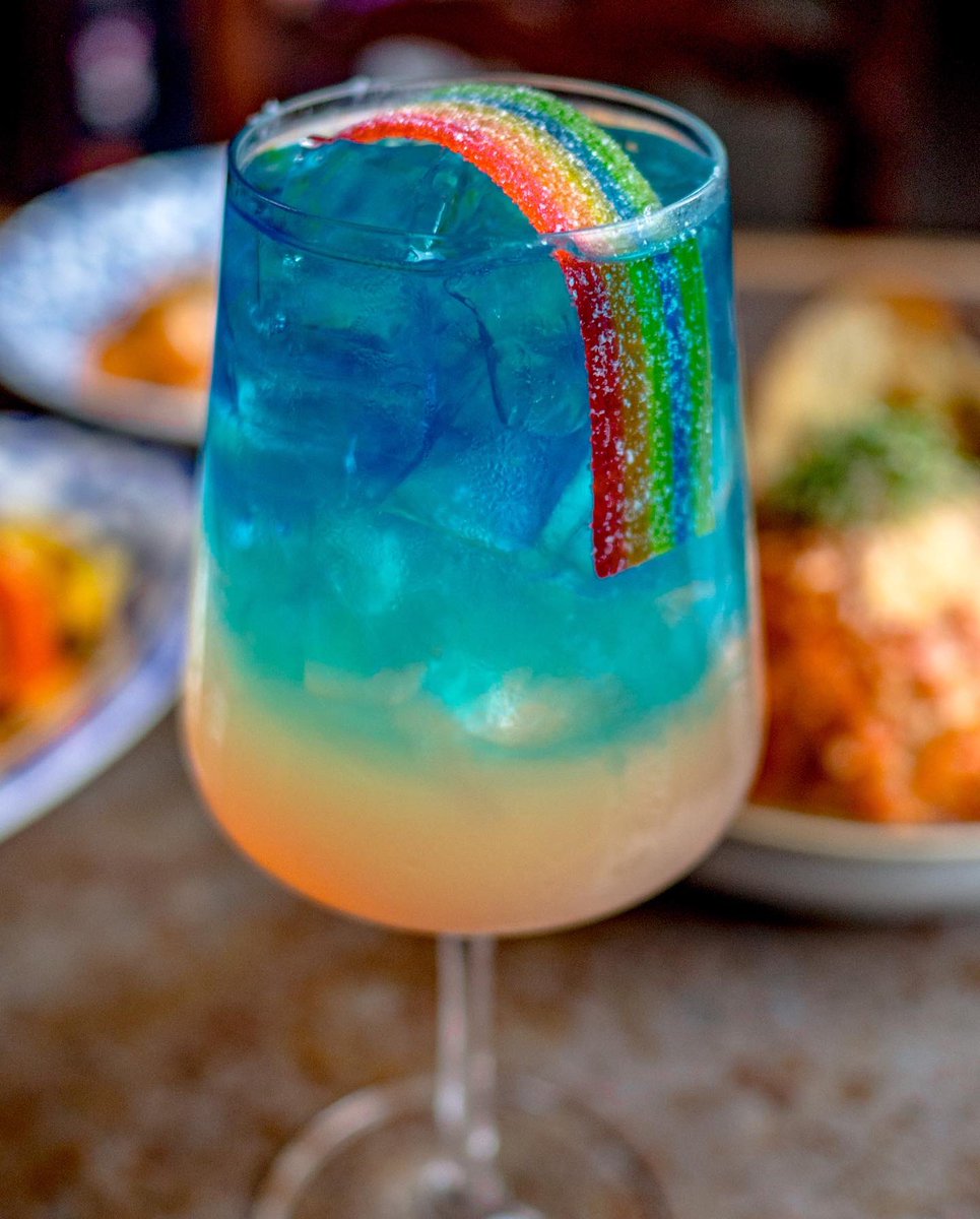 TastyChomps's tweet photo. Now thru July 10 #bite30 is going on w pre fixe menus for $33 here in #VisitOrlando check out our giveaway for a dinner for 2 @MiasItalian_Orl https://t.co/0ONcUBsgOl https://t.co/BdCNudrKL4