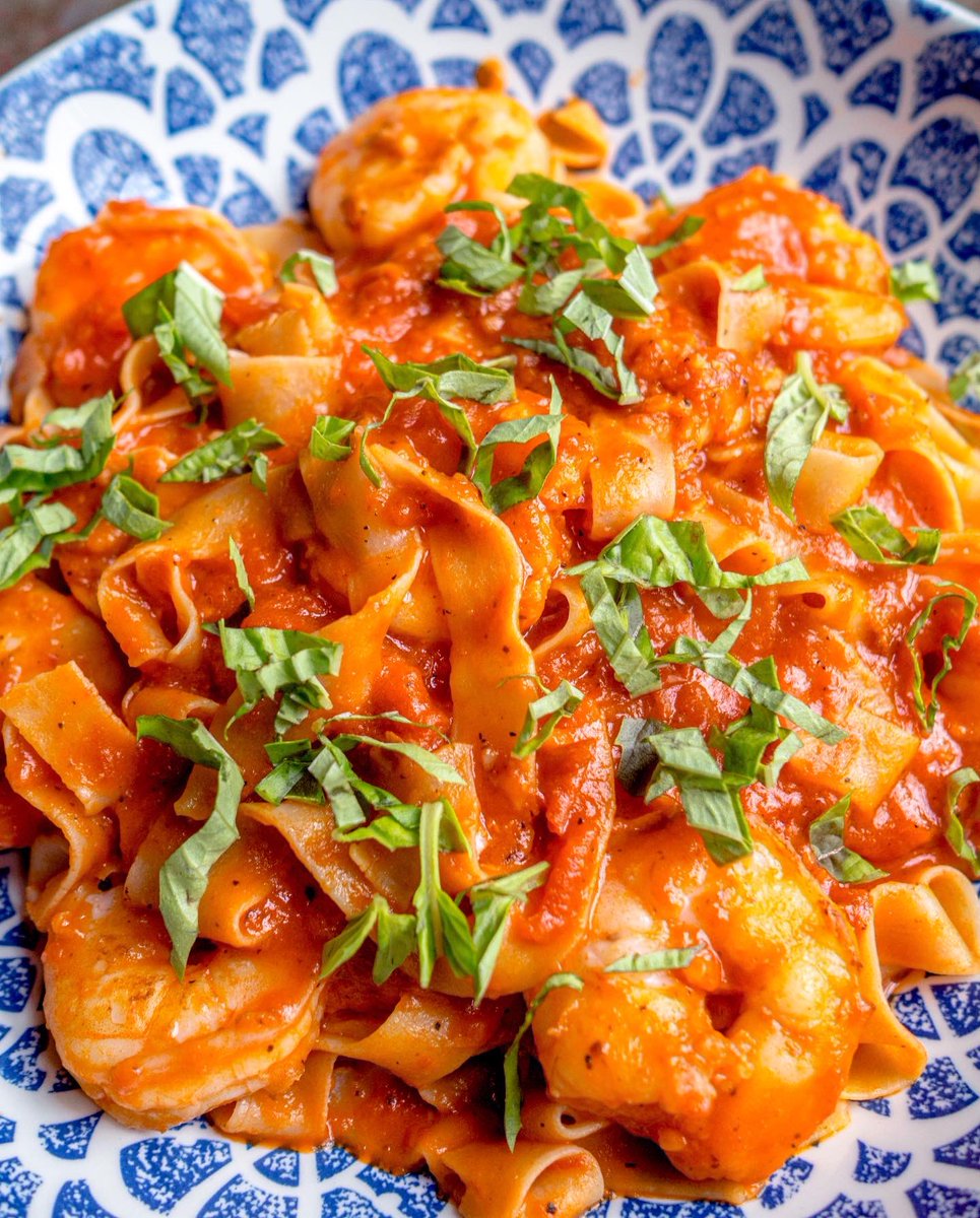 TastyChomps's tweet photo. Now thru July 10 #bite30 is going on w pre fixe menus for $33 here in #VisitOrlando check out our giveaway for a dinner for 2 @MiasItalian_Orl https://t.co/0ONcUBsgOl https://t.co/BdCNudrKL4