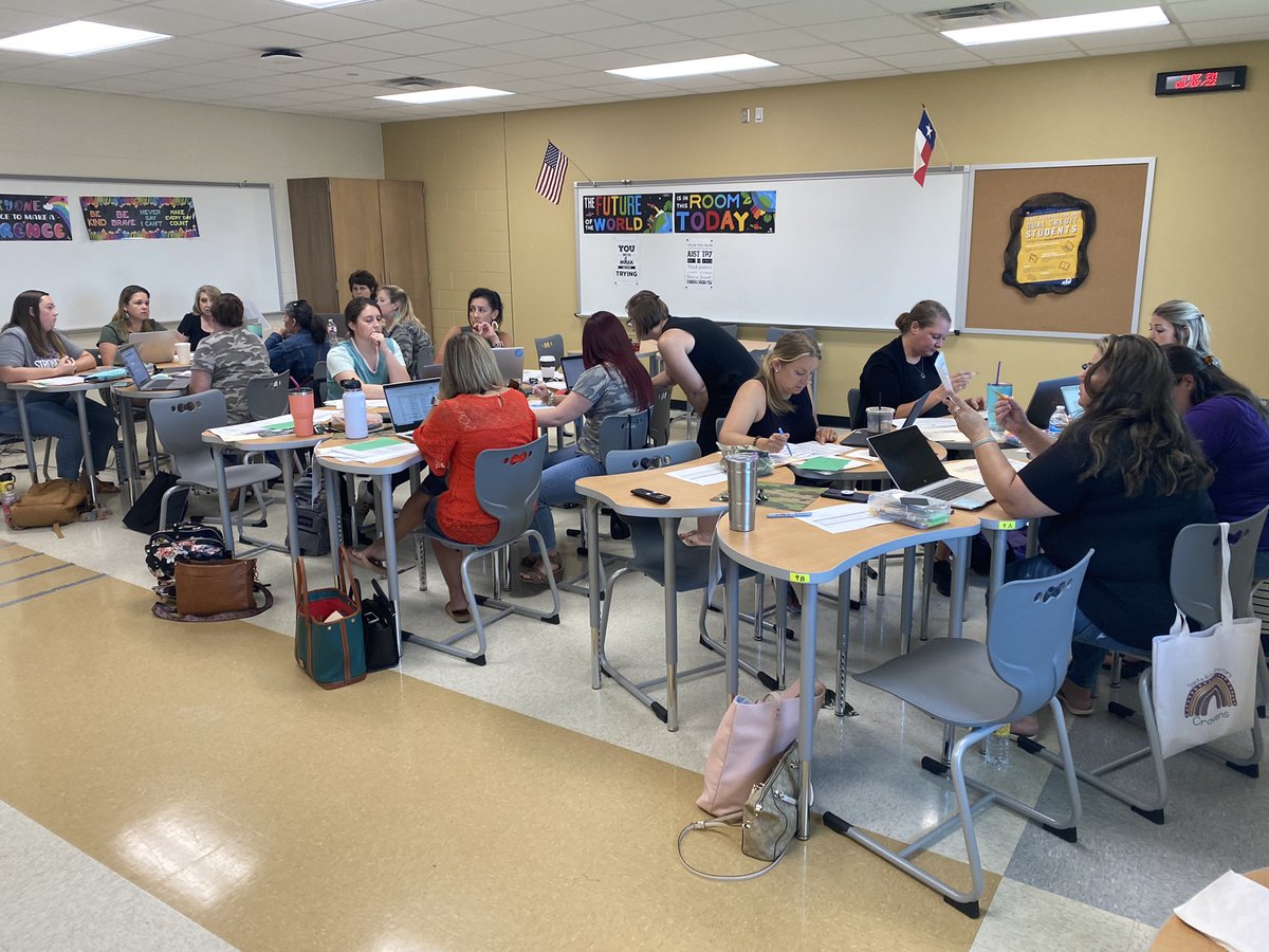 Another great day of Elementary Curriculum Design is in the books! Shoutout to our K-5 ELAR teachers for all of the work the put in today. Big things happening in elementary ELAR 💜💛 #possible #BuildingChampions <a href="/colesd2/">Susan Cole</a> <a href="/lhisdcomms/">LHISD Communications</a>