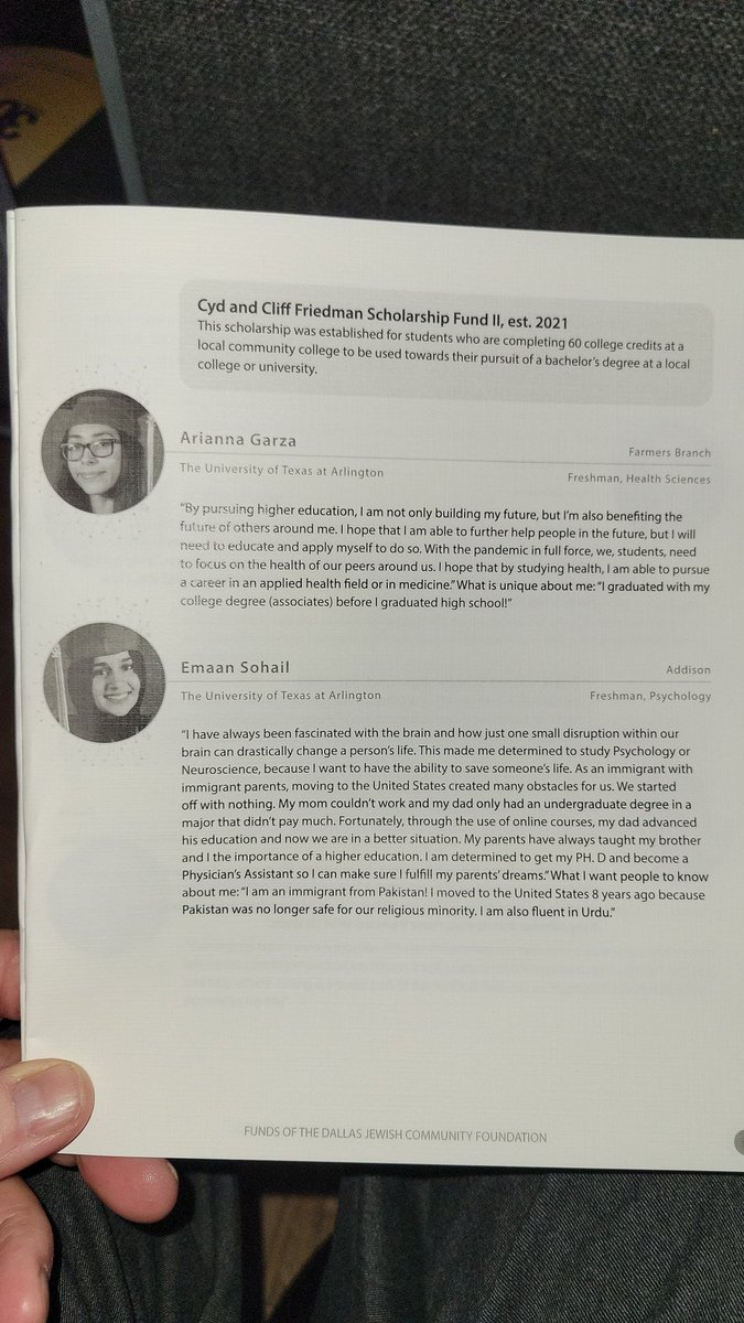 ECHSinCFBISD's tweet photo. @CFBISD @CFB_ECHS_PTSA @EchsExec @echsinteract2 @echskindclub Emaan and Arianna received the Cyd and Friedman Scholarship @DallasJCC this evening. #ECHSworkethic https://t.co/IY7SZvTZIJ