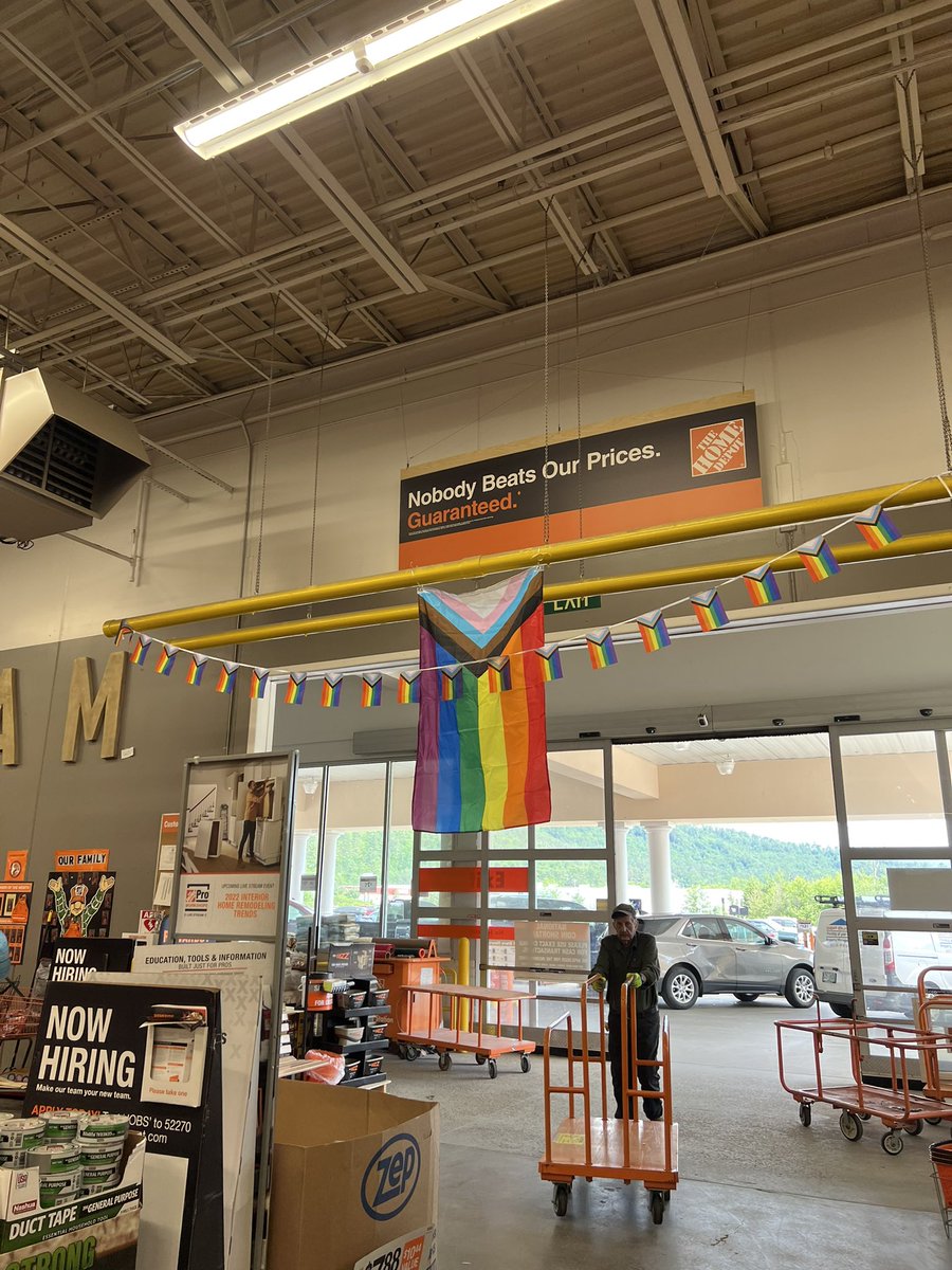 8539LittletonHD's tweet photo. We have a lot of “pride” at the Littleton Home Depot!  Celebrating what makes us Diverse and embracing our inclusive culture! #PrideMonth #lovewins @CrystalDion11 @PeterLauzon2 @whipplenh @stevenlongmoor1 https://t.co/44OUz8l9Vy