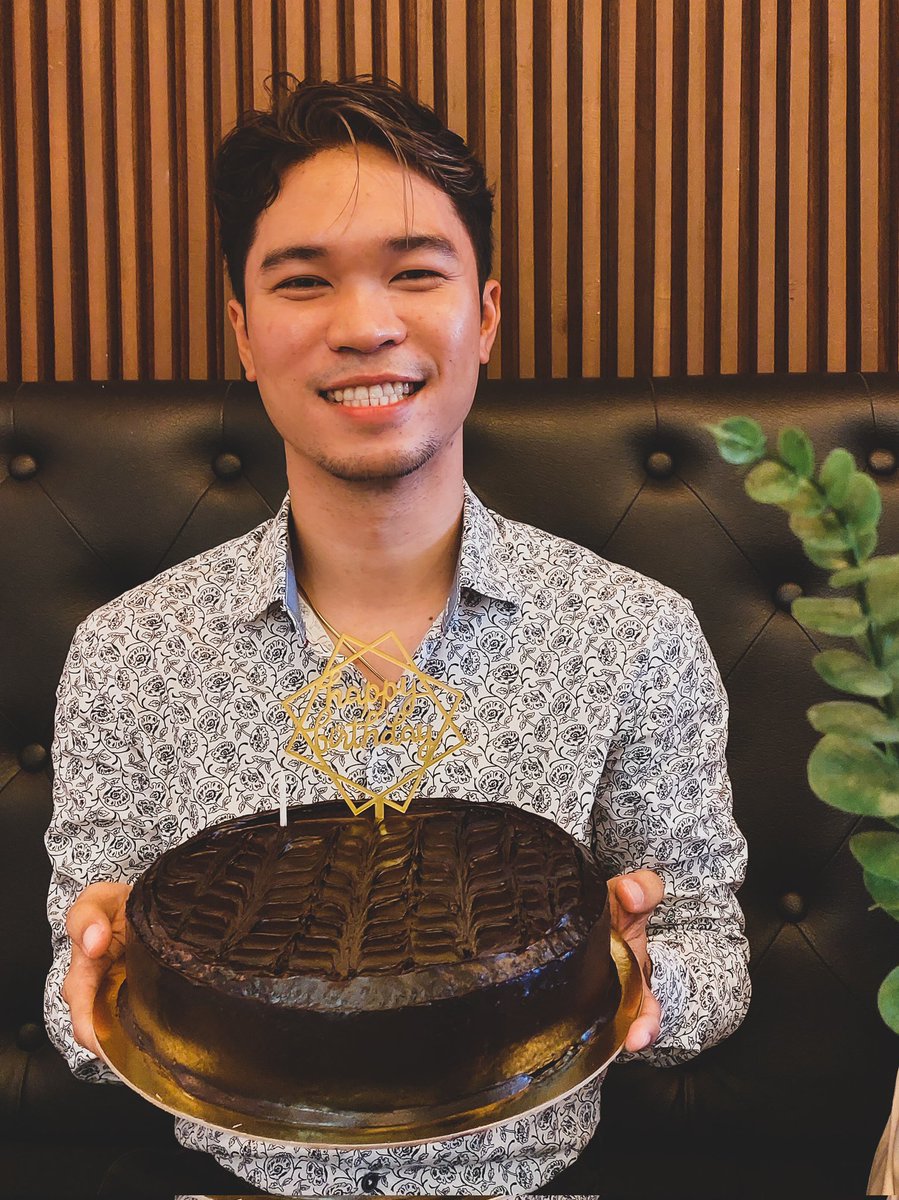 TheWreaker's tweet photo. "A wonderful one is turning 31. Happy Birthday to me.
#HappyBirthday #feelingmodel #singleblessedness https://t.co/UqL3srKe0B