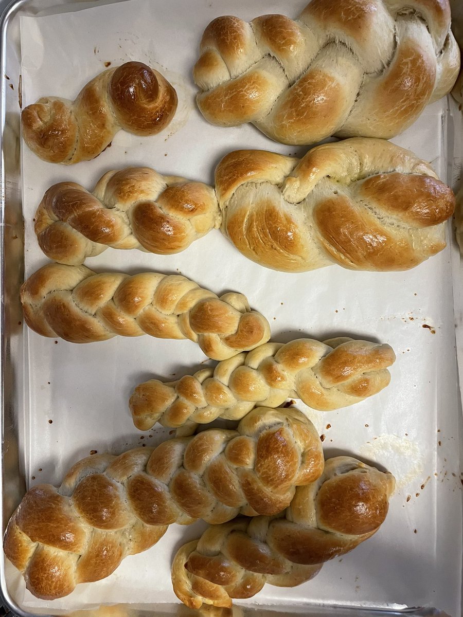 ching_brent's tweet photo. Another day of cooking with Ms. Nagma! Today we made braided buns and cheesy buns! 😋 #tcps #ccel #tdsb #lifeskills #cookingwithkids https://t.co/n5GIf8s5z2