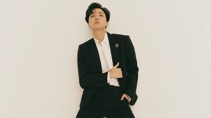 Elymin136's tweet photo. — #JHOPE cerrará el gran festival en Bud Light Seltzer Stage de Lollapalooza 2022 (su presentación durará 1 HORA)

HORARIOS | 31 de Julio

08:00PM - 09:00PM 🇨🇷🇬🇹🇸🇻🇳🇮🇭🇳
09:00PM - 10:00PM 🇵🇪🇲🇽🇨🇴🇪🇨🇵🇦
10:00PM - 11:00PM  🇩🇴🇧🇴🇵🇷🇻🇪🇨🇱🇵🇾🇨🇺
11:00 PM - 12:00 AM 🇦🇷🇺🇾🇧🇷

#JHOPEatLollapolaza https://t.co/KdEjv6HKDd