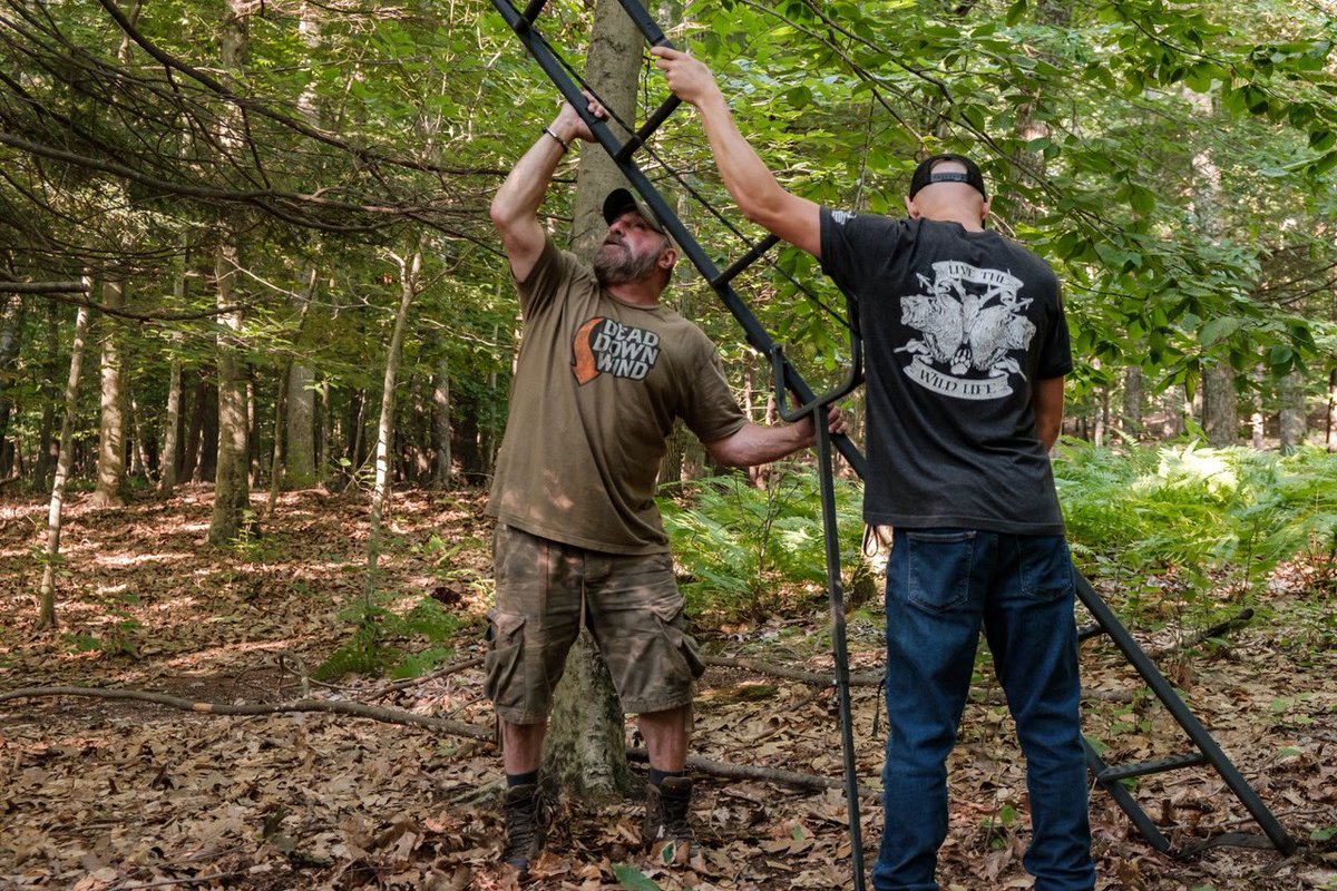 ladderstands's tweet photo. Has anyone started thinking of this yet?! 

#deerstands #deerseason #treestands #outdoors #deerprep #alwaysworking #hunting #hunter #bowhunting #riflehunting #planningfordeerseason #whatgetsyououtdoors https://t.co/XYdkxSQBv4