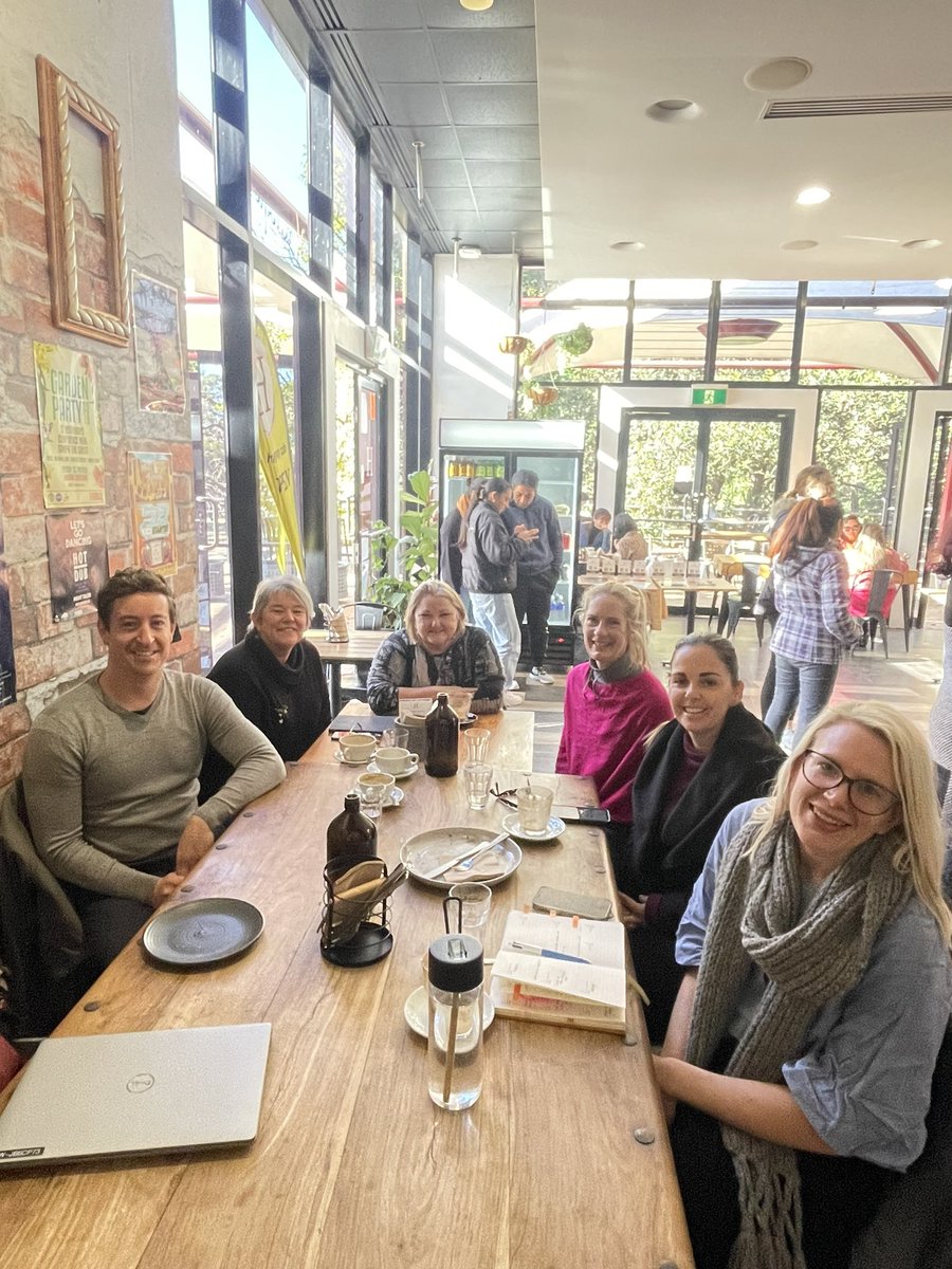 A <a href="/UoWnursing/">UOW School of Nursing</a> Jindaola team meeting 

<a href="/jindaola/">Jindaola</a>