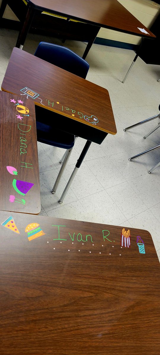 Lucy_Gomez16's tweet image. Wooohooo, we are ready for Day 1 of #SummerLearningFun tomorrow! Classrooms are set and we can&apos;t wait to see all our LVE, OHT &amp;amp; RKD kiddos tomorrow! ❤️💙💚