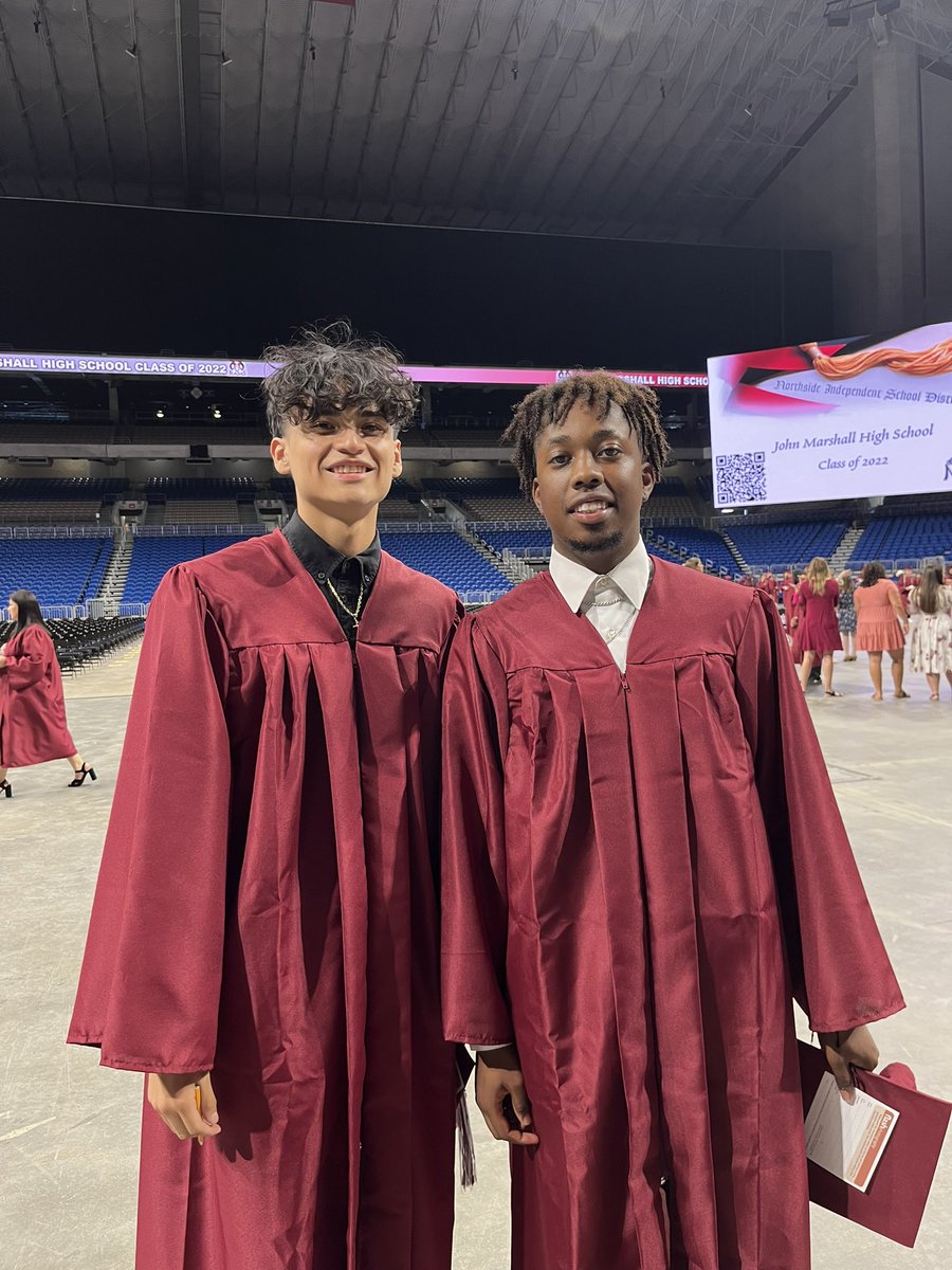 Marshall_Hoops's tweet photo. Congratulations to our SENIORS on their graduation night! They have epitomized what the RAM FAMILY is all about for four years, and we couldn’t be any more proud of them. Their futures are bright, and their potential is limitless.

Once a RAM, always a RAM…

Go be GREAT! https://t.co/bu9aIdvemB