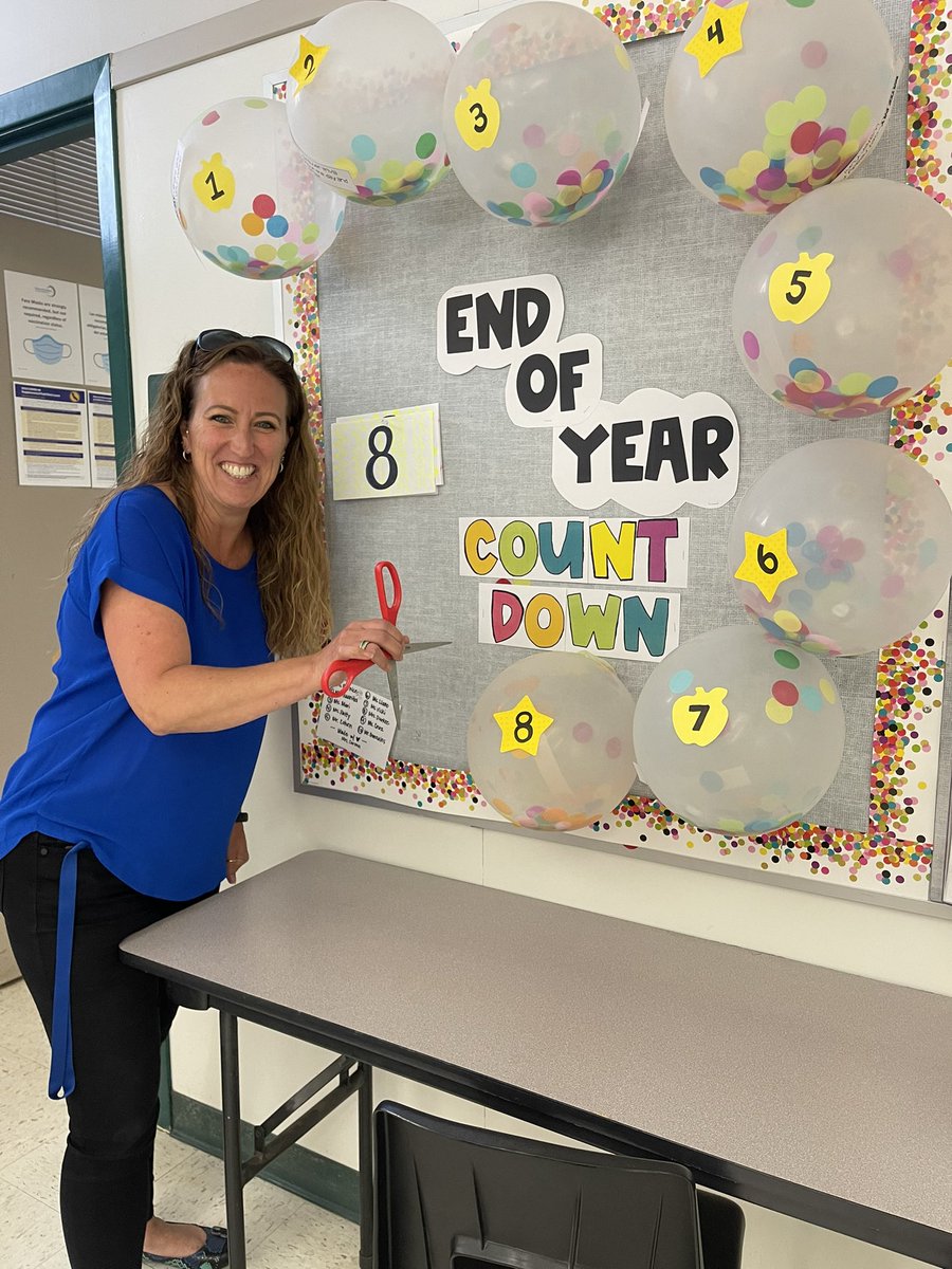 CoronaMrs's tweet photo. AP Cruz’s turn on the “End of Year Countdown”. Can’t wait to see our memories made this year!!! 🤗🌎💙 @DeAnza_Academy #navigatorsleadtheway https://t.co/EZRKdMLYRD