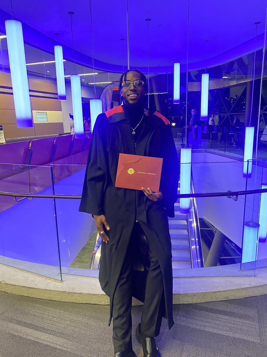 AleyRaheem's tweet photo. quick 4 &amp; out, had to prove that you can really chop life and still get it done🤝masters next🤲🏾❤️ https://t.co/JBDPRmSC6e