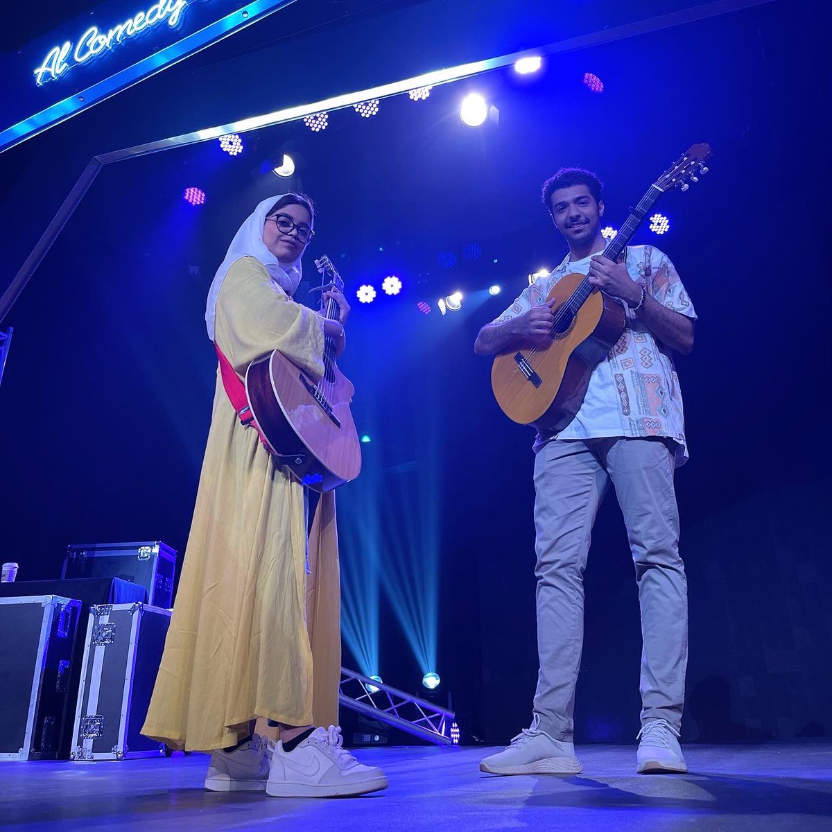 من بروفات مسرحية #تيك_اوفر مع #الكوميدي_كلوب 
لازم تحضرو حتنبسطو 😍
يوم 9 - 10- 11 Jun
في مسرح البحر الاحمر في جدة التاريخيه 
نشوفكم♥️
#موسم_جدة