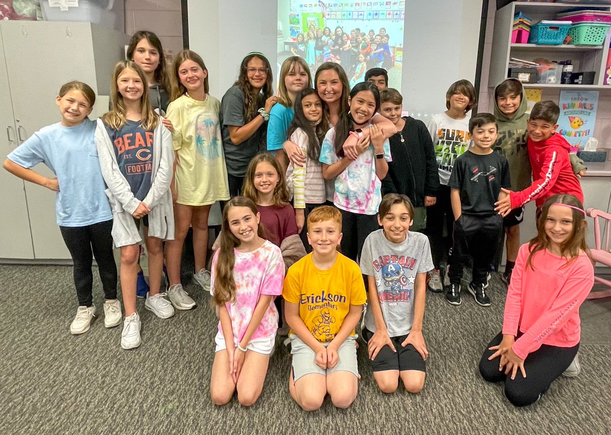 I blinked my eyes and my first class is off to Westfield! We recreated the picture we took on the last day of 1st grade. They’ll always hold a special place in my heart. 💗