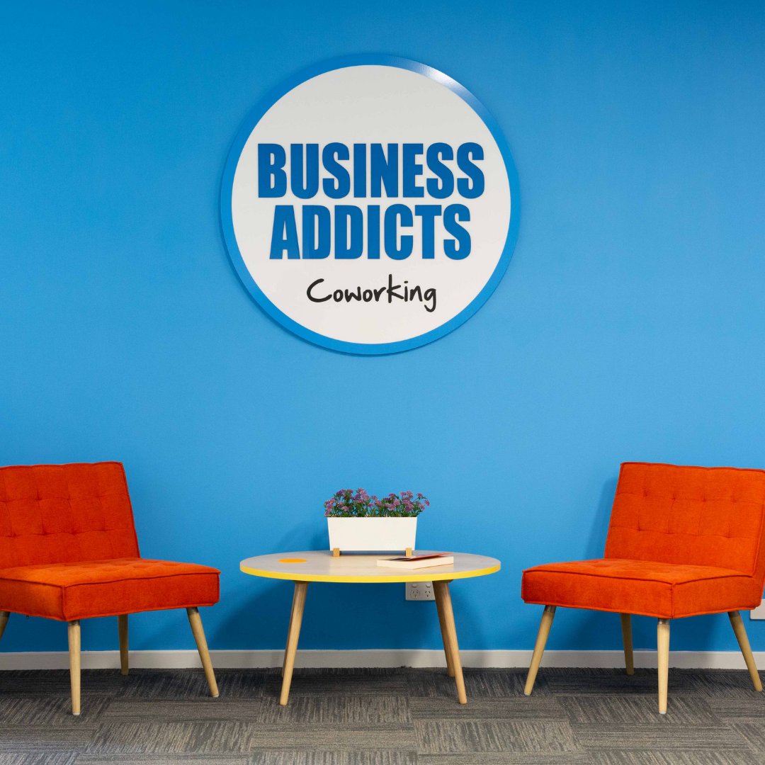 BusinessAddicts's tweet photo. Business Addicts Coworking provides a warm, welcoming, innovative, and progressive community for talented Wyndham business professionals. We help create profitable businesses through the provision of space, education, and support services.

How’s this for a lovely welcome area? https://t.co/8alEizKfmC