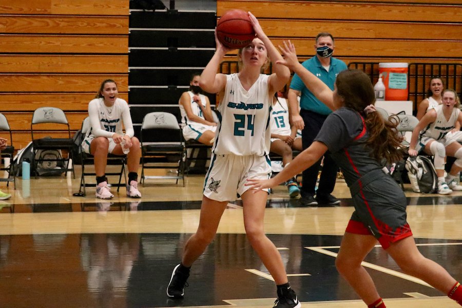 Second night of summer league and the Lady Sharks pick up 2 more Ws. Beat county rivals Barron Collier and Golden Gate. Titan Classic tournament this weekend. Buildingf for a big 22-23 season. <a href="/tyrahtownsend/">tyrahtownsend</a> &amp; <a href="/mary_horsman/">Mary Horsman</a> played big inside
