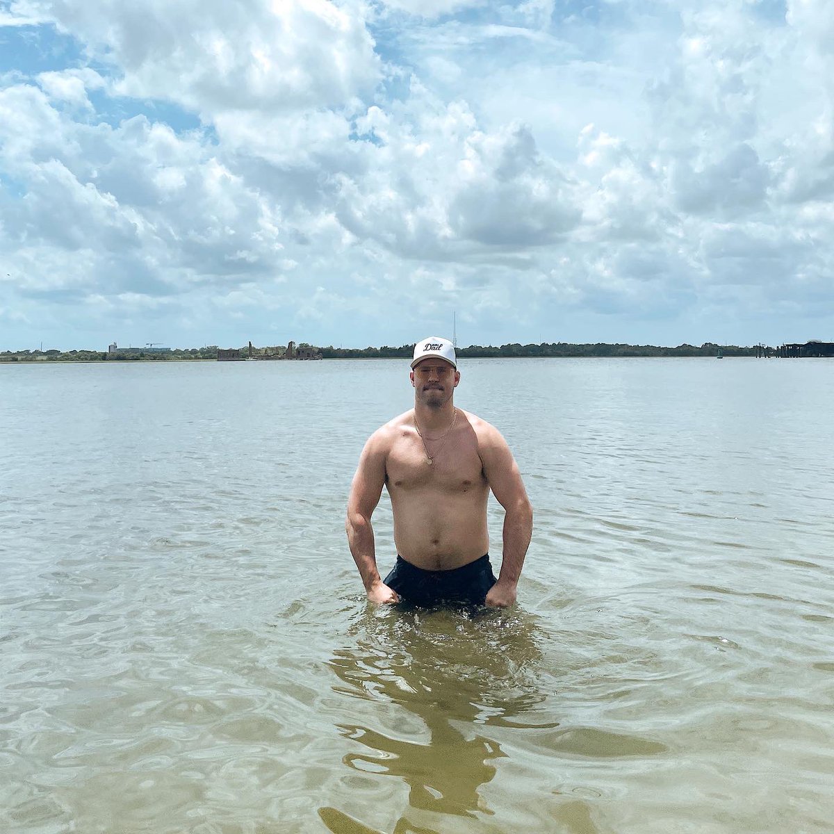 Will Compton tweet media