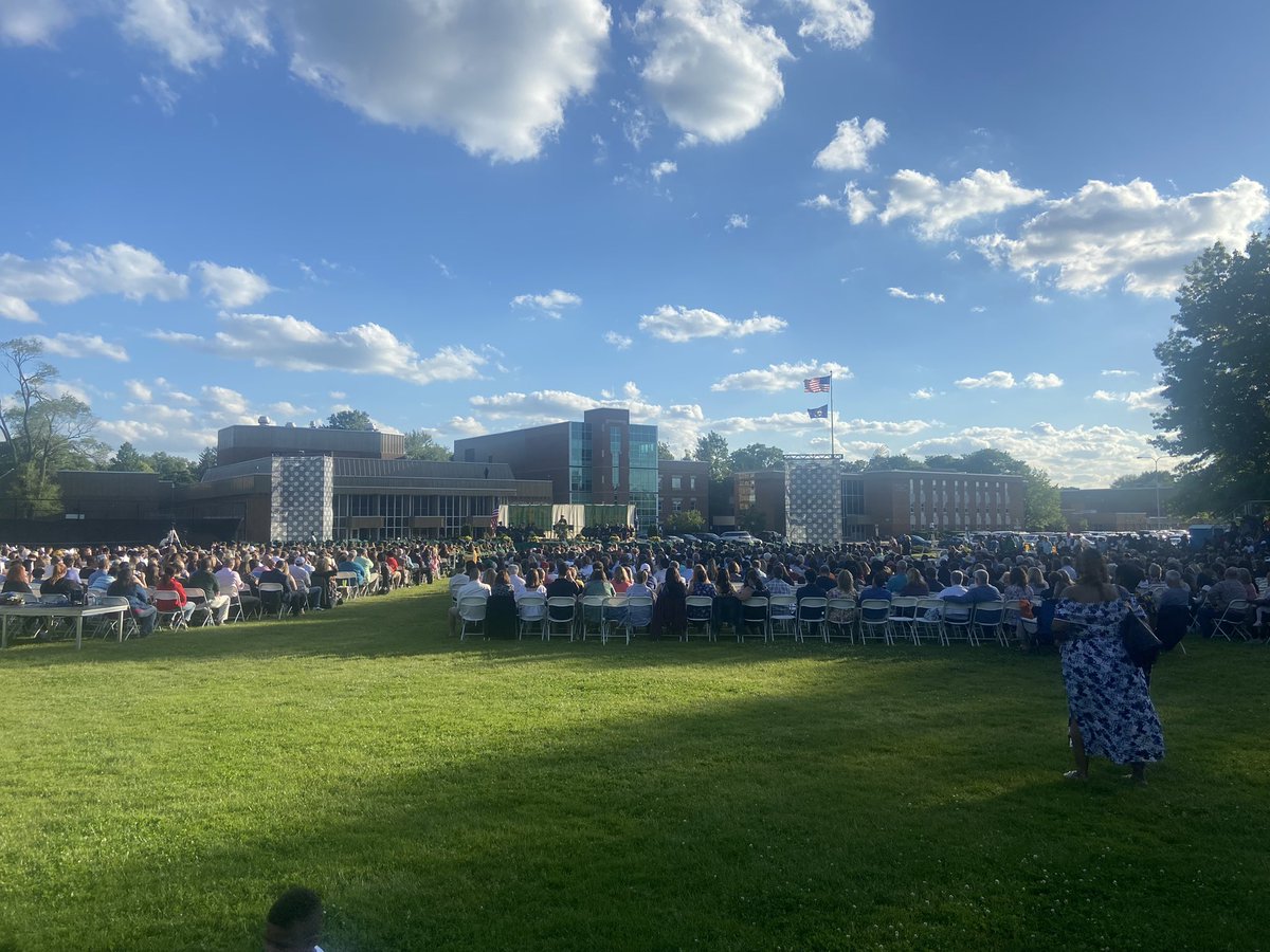 DanHartley80's tweet photo. Congratulations North students! What a wonderful night to celebrate a great group of students. #onegp @katecalmurray @jdeanlearner https://t.co/u4Zlh2jngL