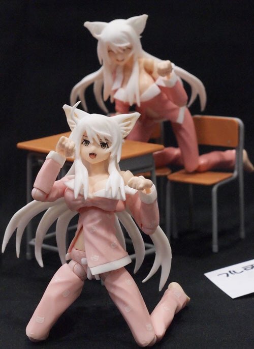 This garage kit Black Hanekawa resin figure that got added to myfigurecollection today is adorable