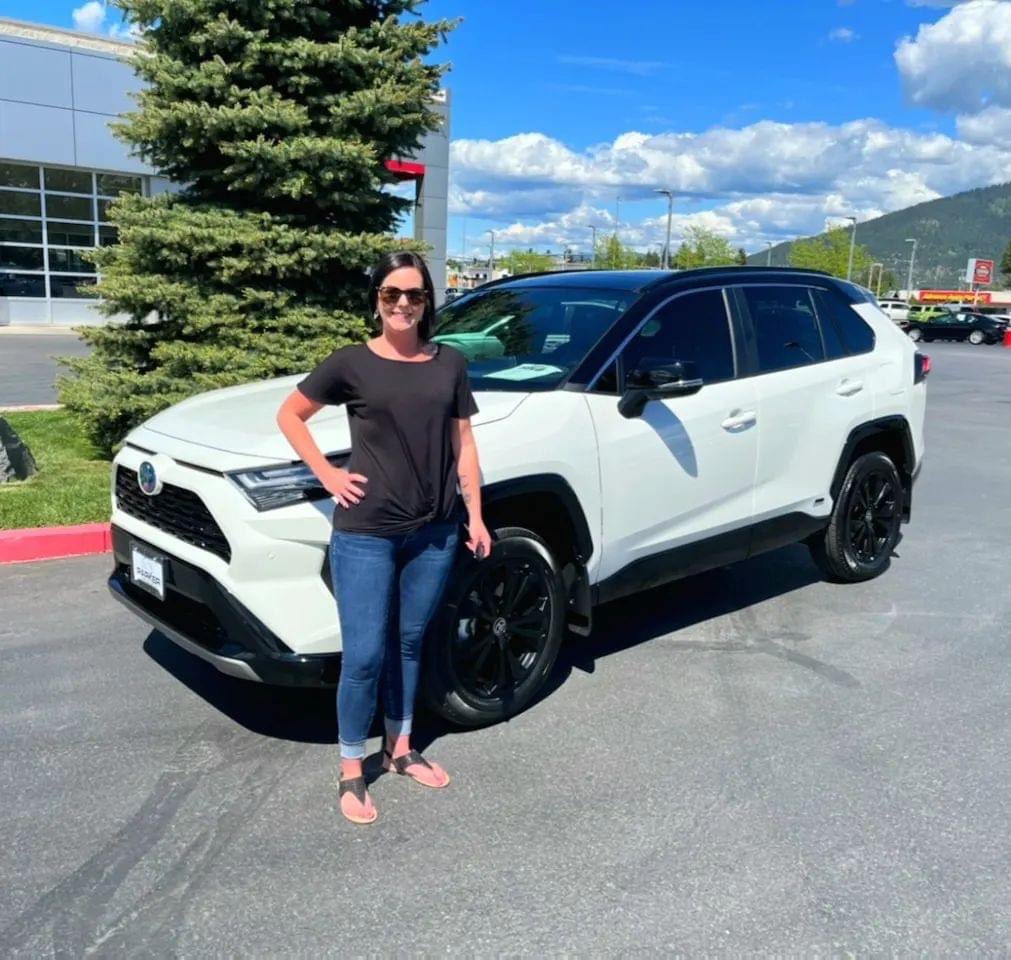 OriginalMRK's tweet photo. A year and a half ago during the COVID shut down my daughter had to take a job in a pot shop just to pay her mortgage. Today she paid cash for her new car. So proud of her! https://t.co/B78uH6z8qm