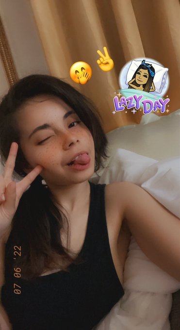 Lazy day☺️❤️ https://t.co/R1wD1rchN2