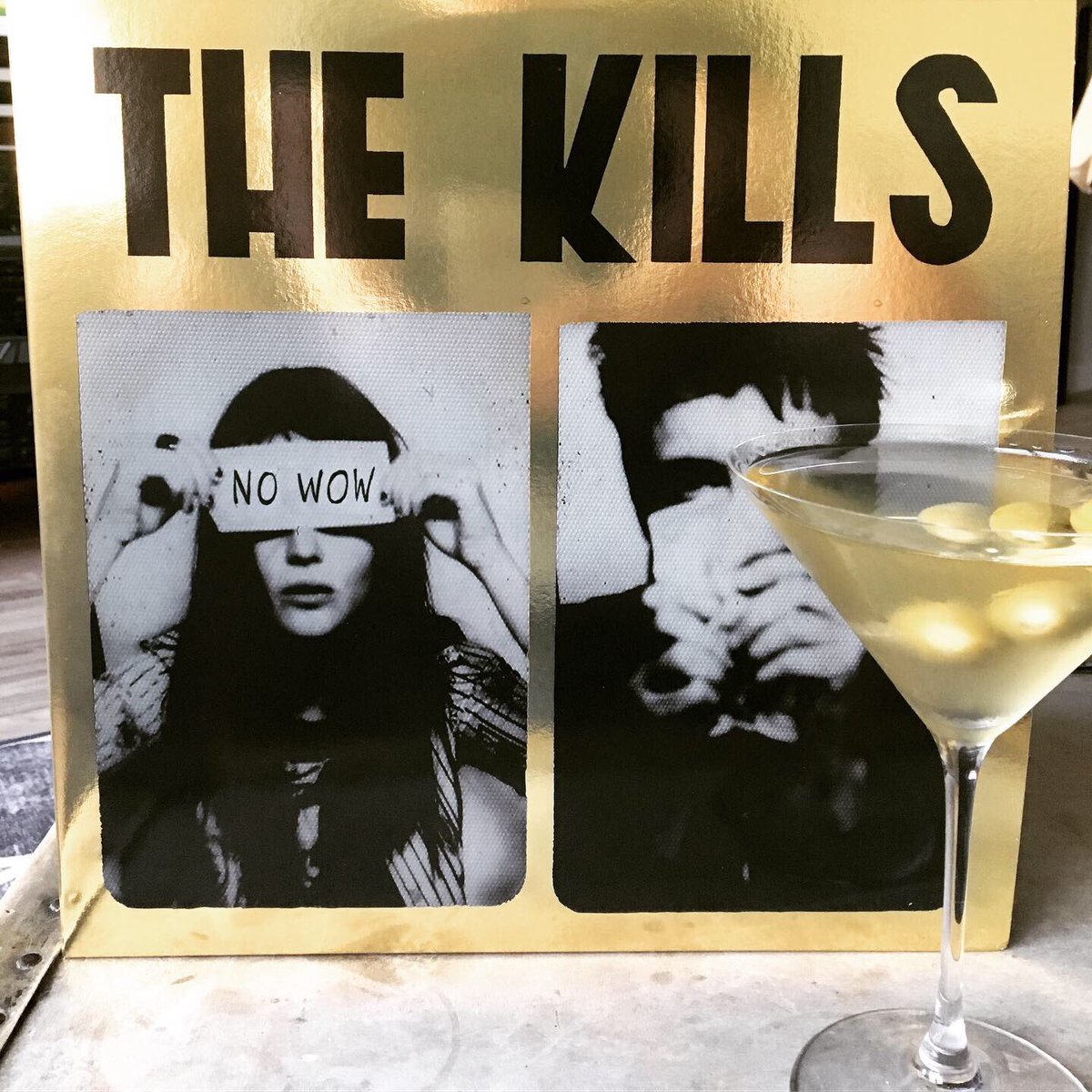 eriktmpls's tweet photo. This ain’t no wow no more. 📷🍸 #MartiniAndMusic #TheKills #NoWow https://t.co/dKn2bKeRJx