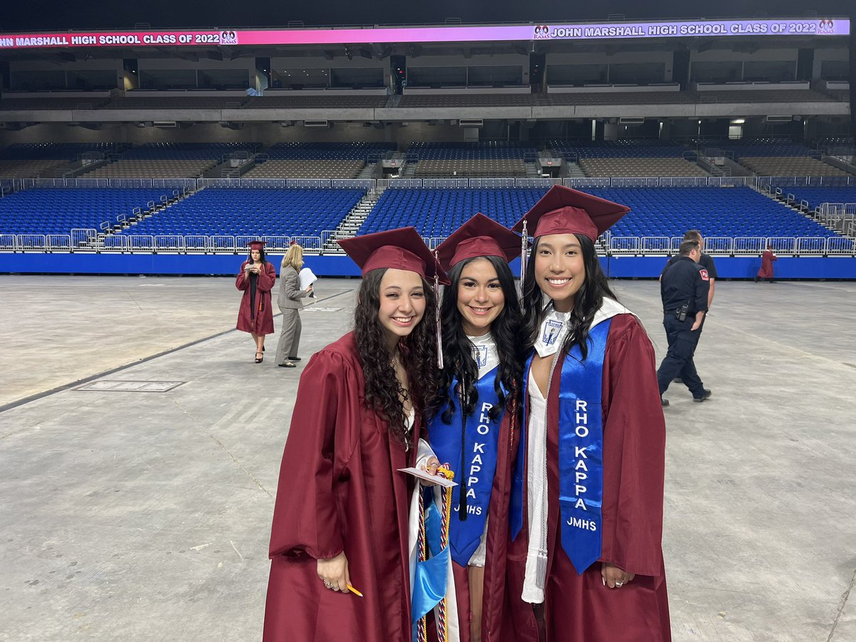MarshallRamsVB's tweet photo. Congratulations to the class of 2022 🐏🏐 

Thank you for the past 4 years all the hard work you have put it. https://t.co/dAfu79qo9j