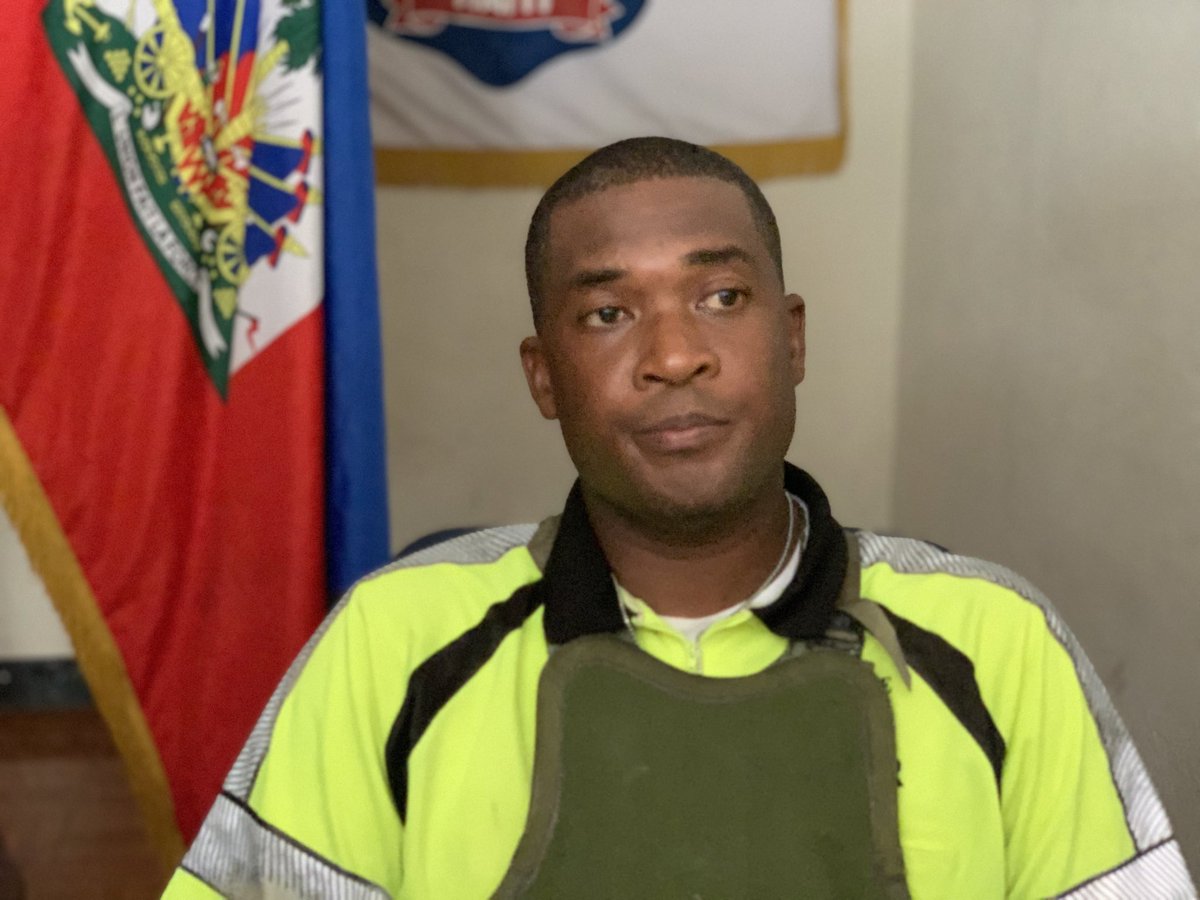 machannzen's tweet photo. Manm #SPNH17 yo,fè konnen sendika a ap konnen yon moman difisil pandan dènye jou sa yo la.Selon youn nan konseye estrikti sila,yo dwe mèt espas yo lwe pou òganizasyon an plizyè mwa. Nan sans sa #GarryJeanBaptiste mande popilasyon ak kèk polisye bay yo koutmen pou peye dèt sila. https://t.co/CjtRSayqce