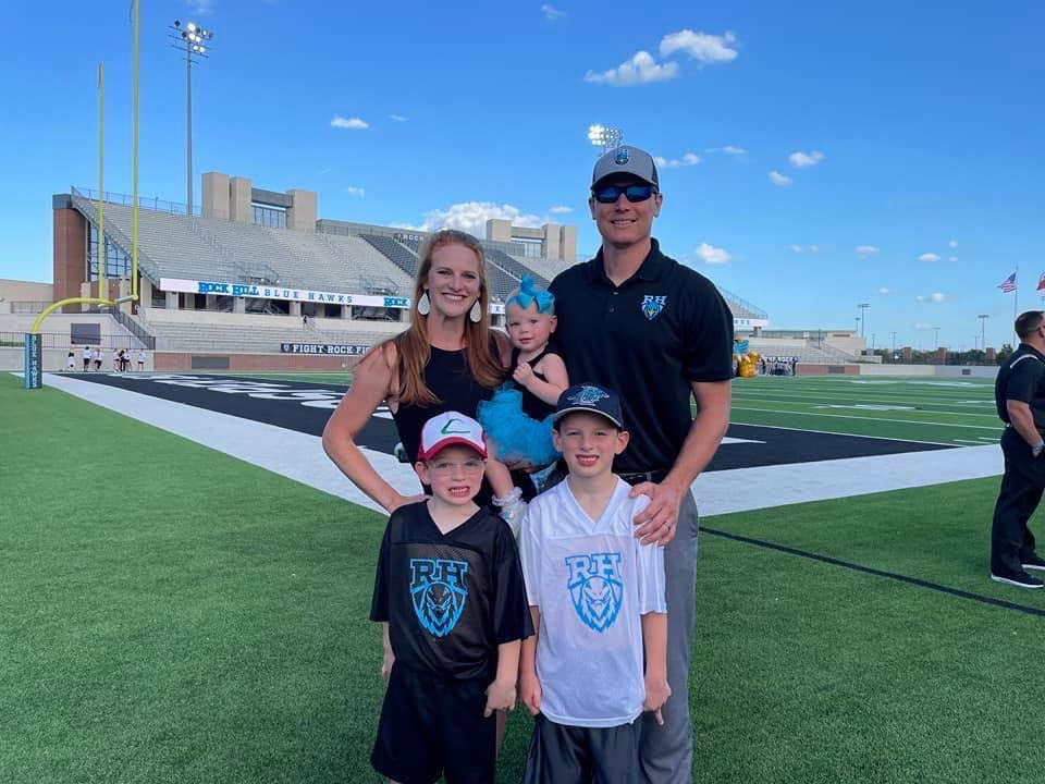 Sarah Fox tweet media