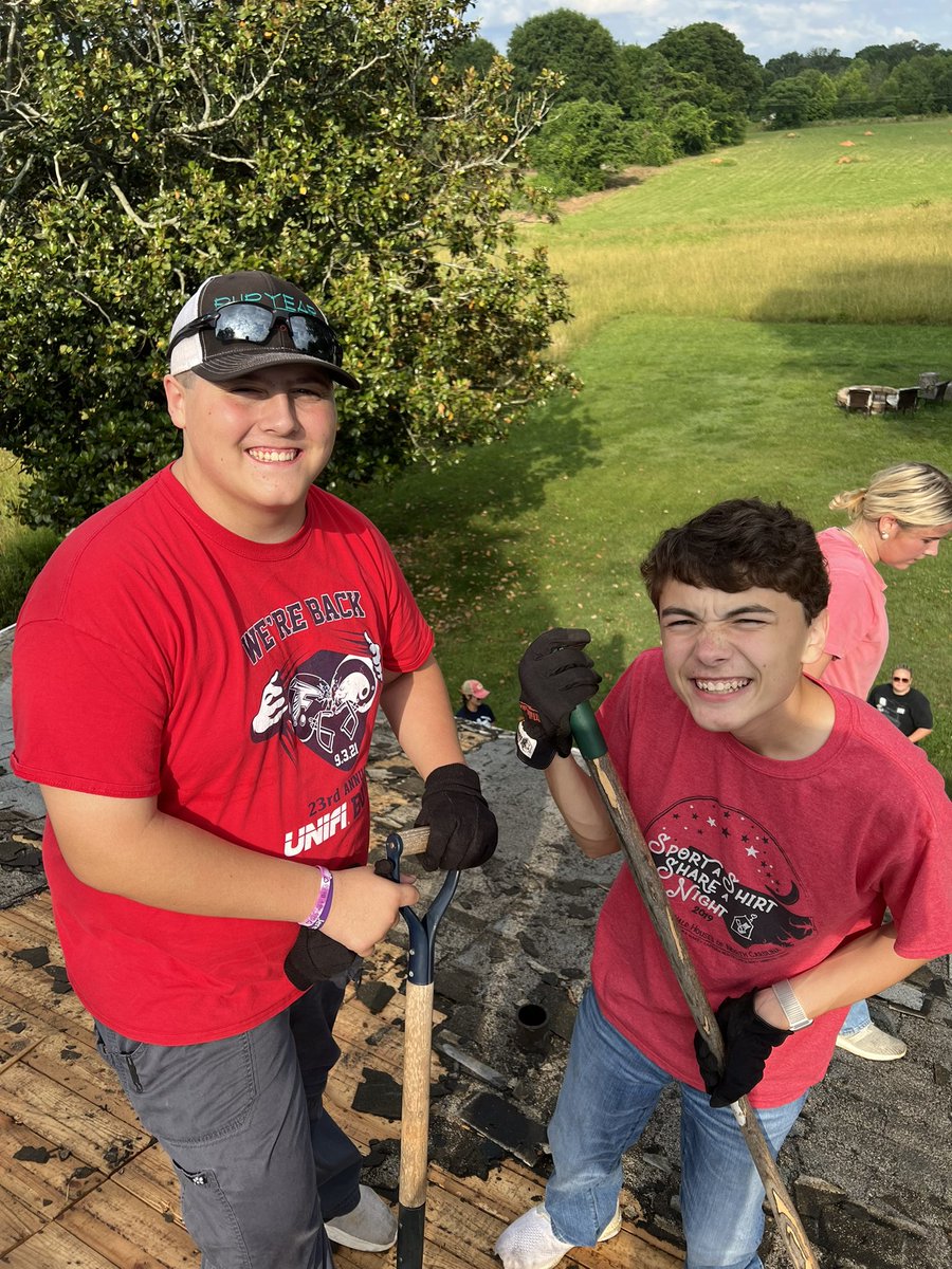 RileyJester522's tweet image. Impact Yadkin day 2 🔨🪚🪛 @MagnifyMinistry