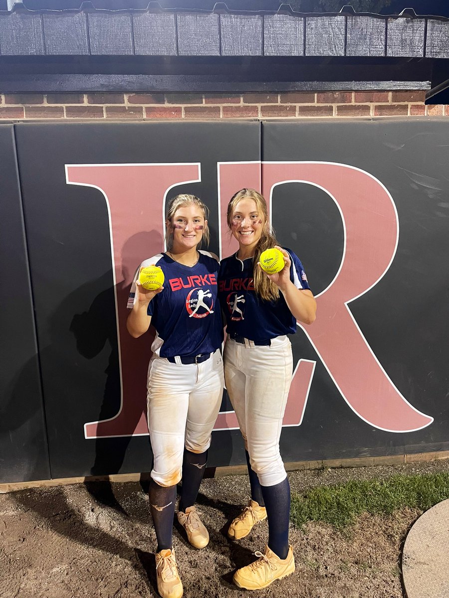 MaddieCrouch11's tweet photo. Stayed hot tonight at the plate, with a bomb over the left center gap!! @LimestoneSball @AbbeyCheek @OT_SC_Gold18u @CoachpooleU @caldwell_cobras @UNCWsoftball @DukeSOFTBALL @UNCSoftball @burkelegionfp @UpstateSoftball @coachscottlong @PackSoftball @CharlotteSB https://t.co/tpJ2h270ix