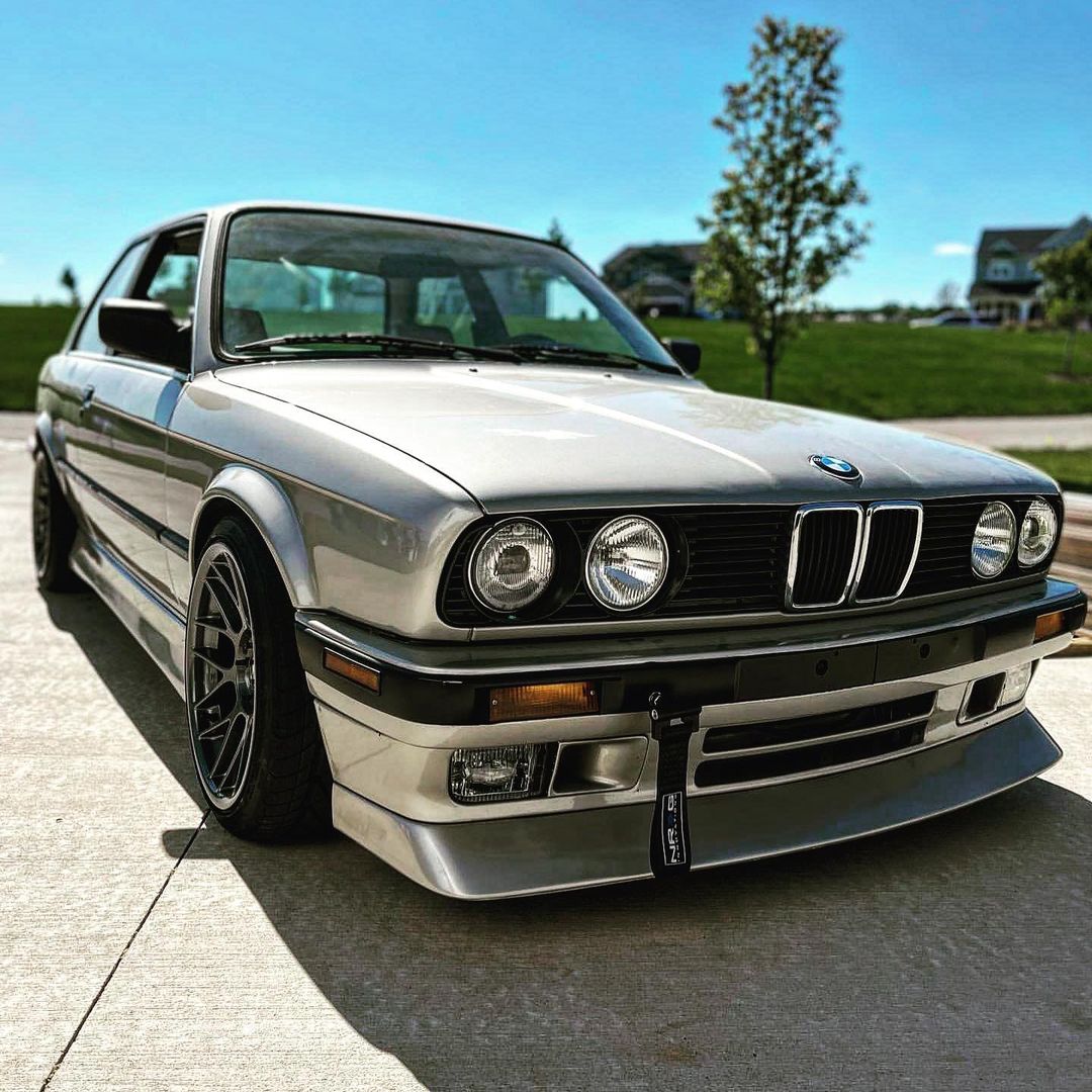 Cardzoauto's tweet photo. If you could I know that you'd stay..
Via @e30mob
🚘: @paulk_c10
.
.
#CardzoAuto
#CardzoAutomotivo #bmw #bmw3series #e30 #bronzite #s52 https://t.co/aAutIUWEJX