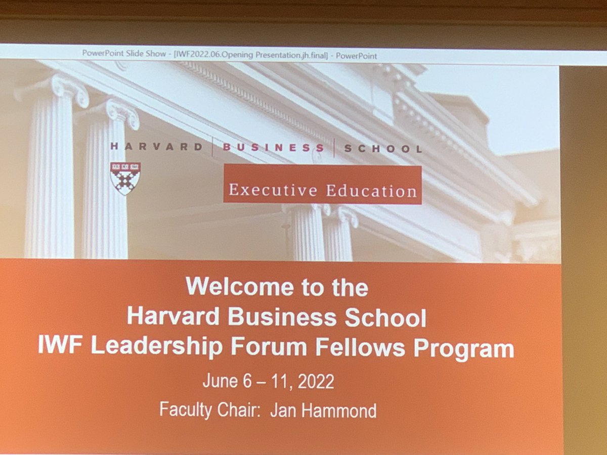 SandraLpezVergs's tweet photo. Gracias a @IWFglobal por la oportunidad de participar en este excelente y muy interesante curso de liderazgo en @HarvardHBS representando a #Latinasinscience #WomenInSTEM 🇵🇦 y mi institución @InstitutoGorgas @SNI_Panama @senacyt @CienciaPTY https://t.co/Dmv3Aok5bi