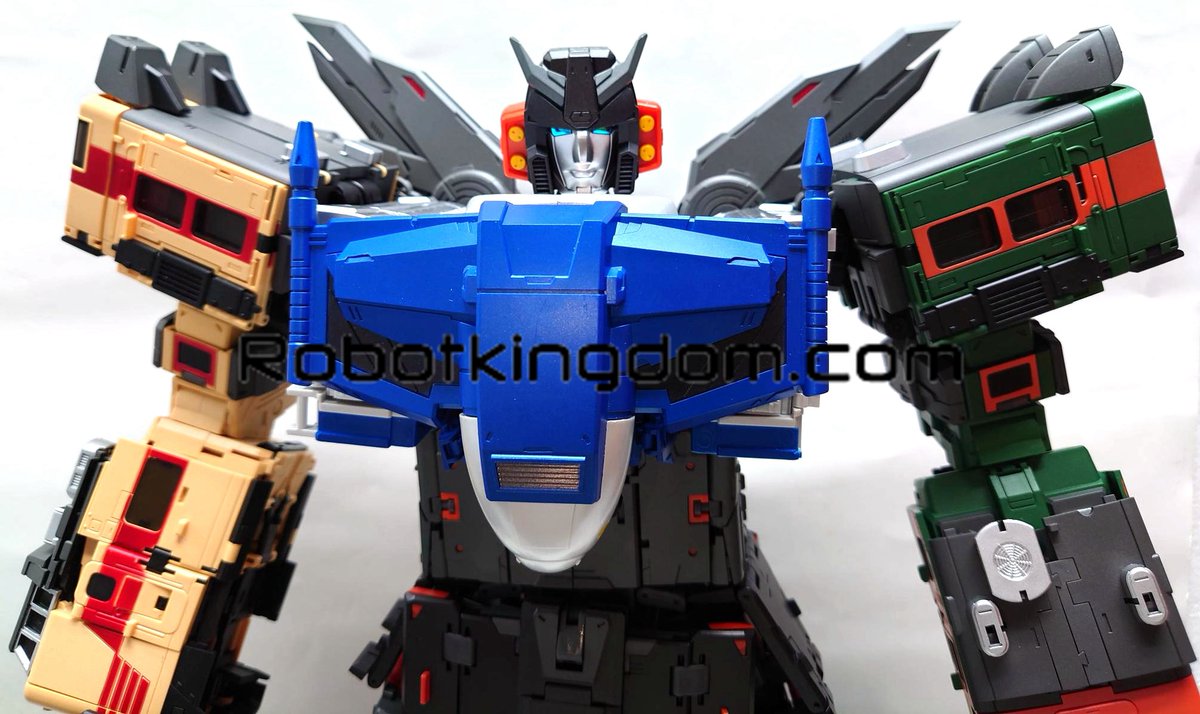 皆さんこんにちは！ ついに、 『ムーンスタジオ (Moon Studio)』の大