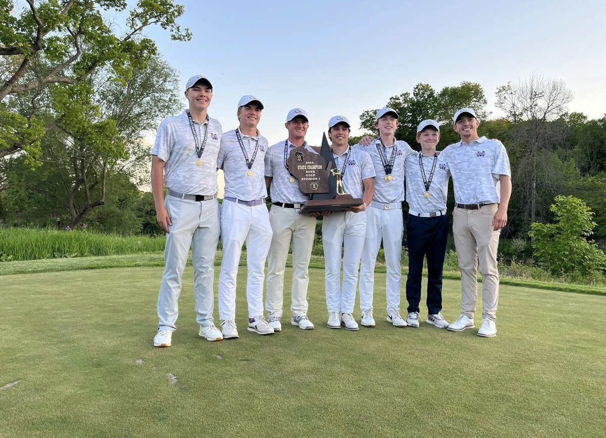 ecmboyshockey's tweet photo. The 2022 Division 1 WIAA State Champion in golf... Eau Claire Memorial High School! Congrats @colefisher03 &amp; Andrew Parrett! #MultiSportAthletes #OldAbeProud
(📸: @JustusCleveland) https://t.co/KQgefl5X63